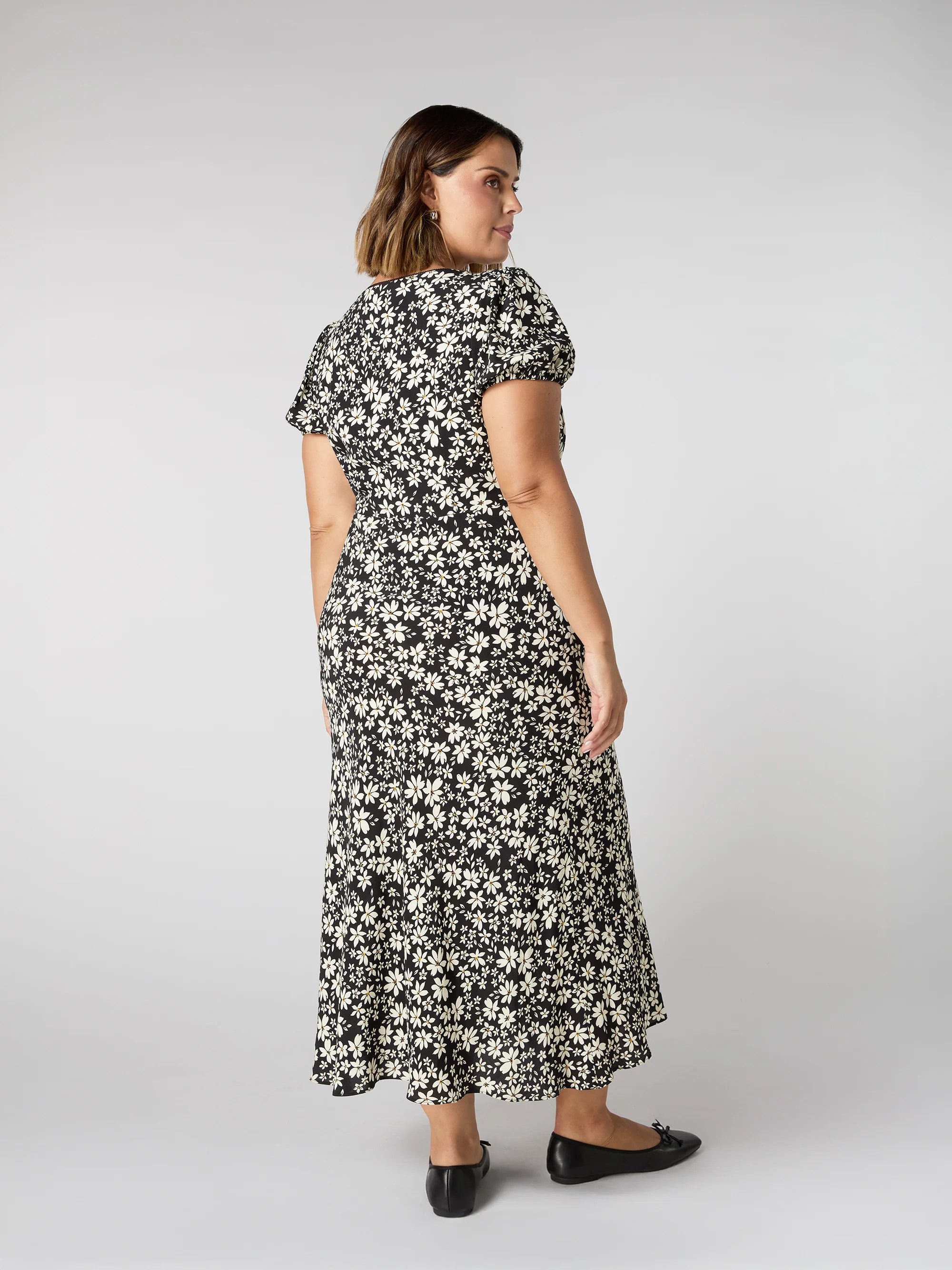 Black Floral Puff Sleeve Midi Dress - Image 8