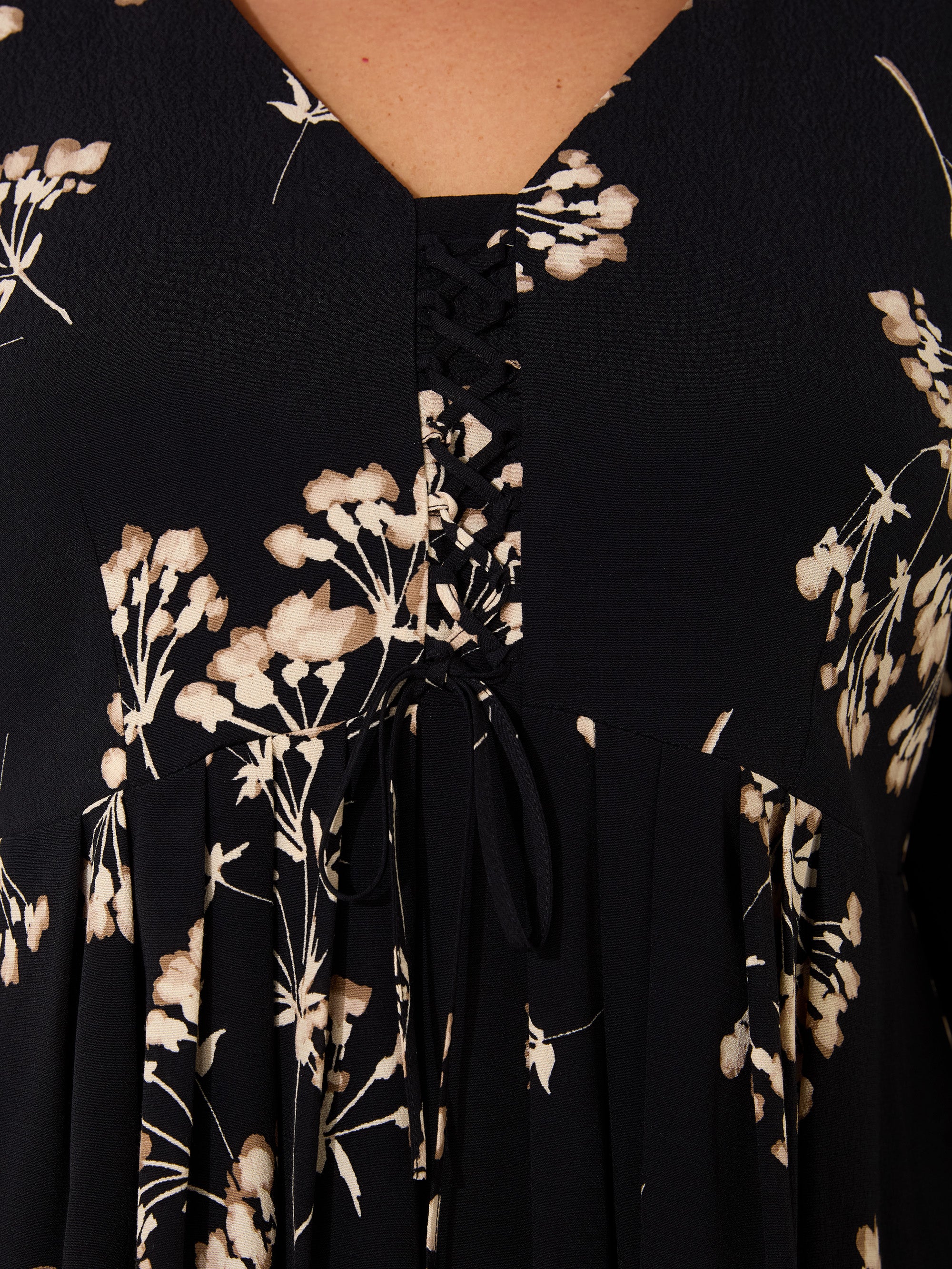 Petite Black Floral Tie Front Blouse - Image 2