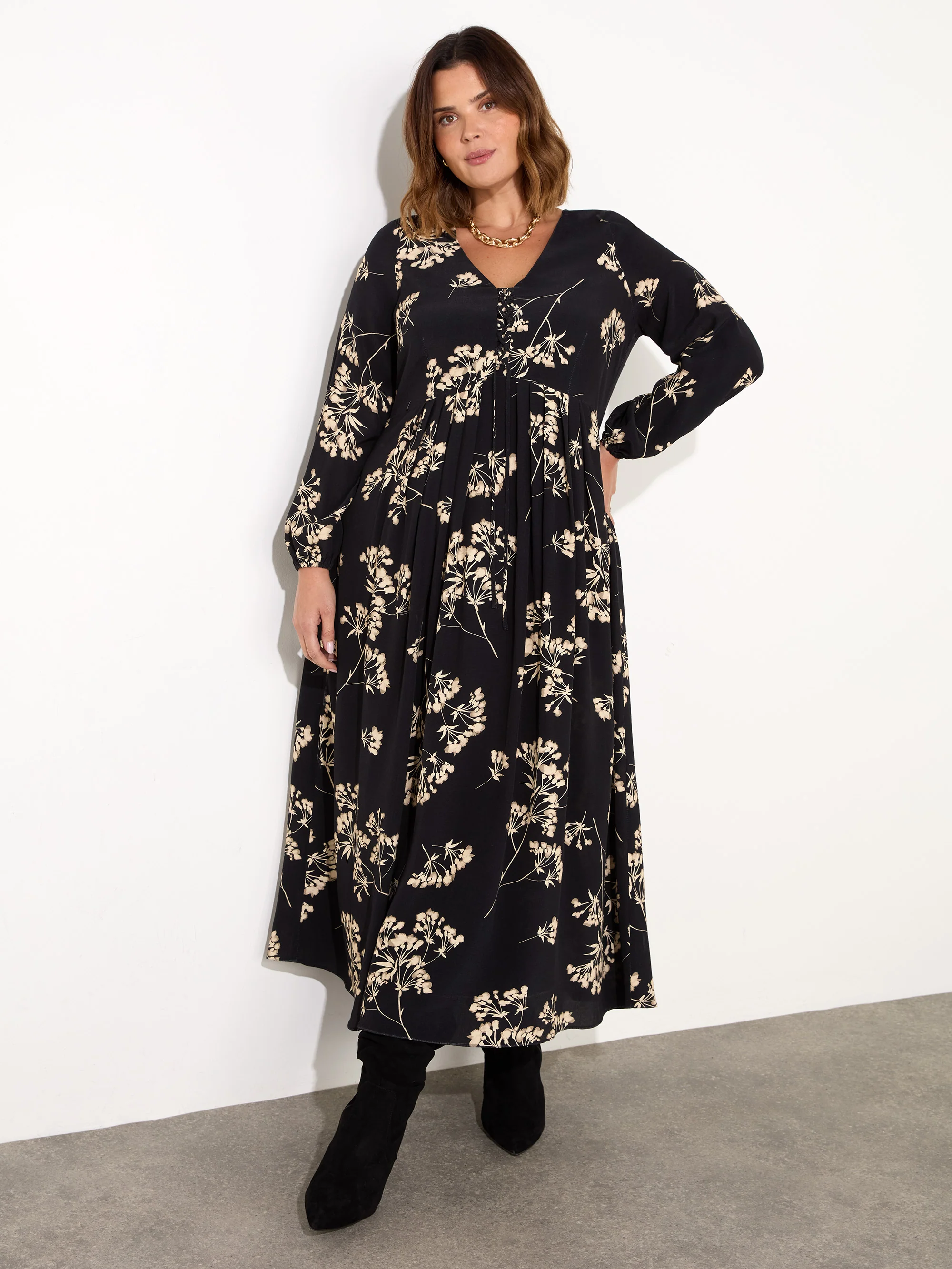 Petite Black Floral Tie Front Midi Dress - Image 3