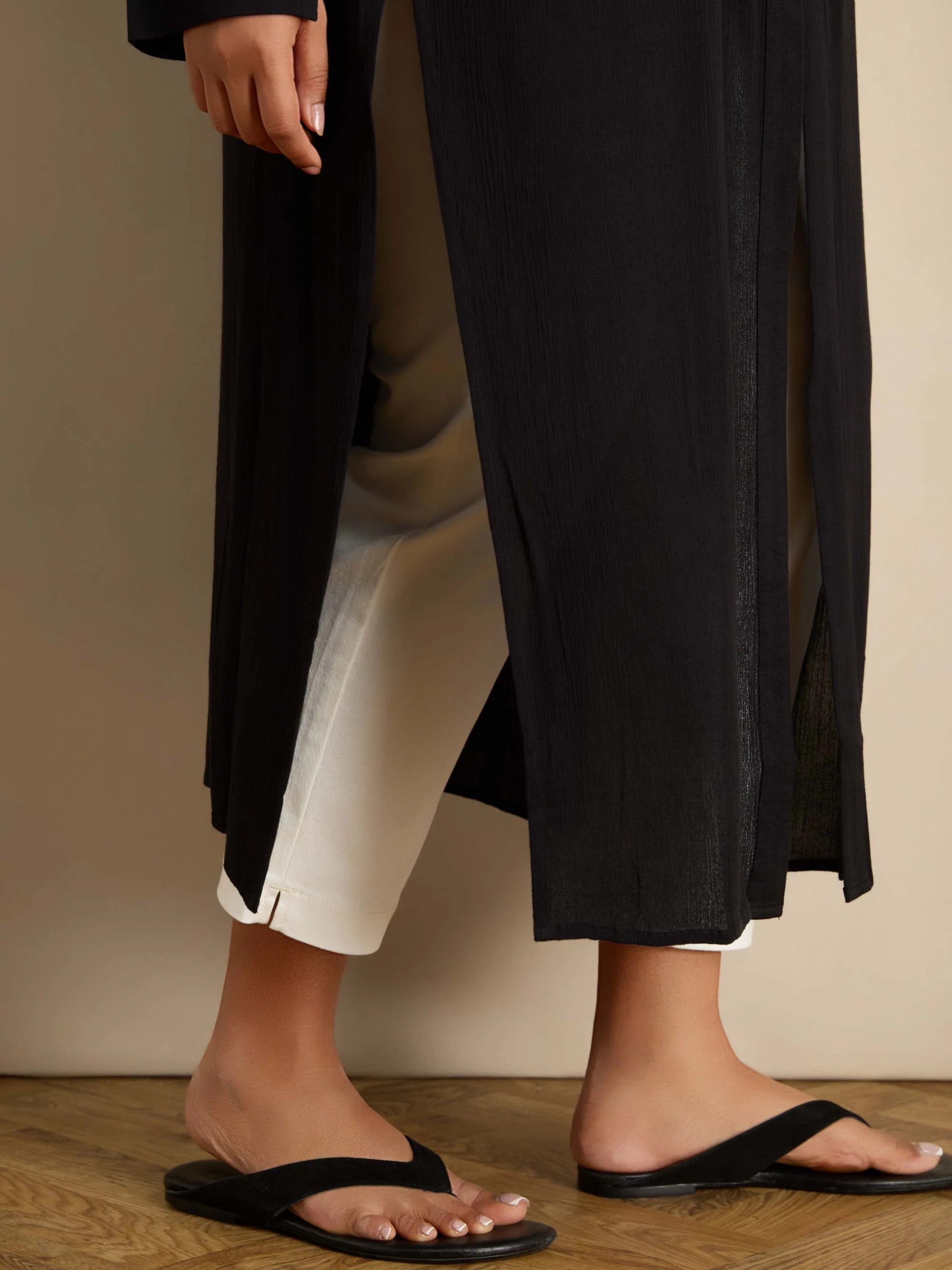 Black Split Front Crinkle Tunic - Image 5