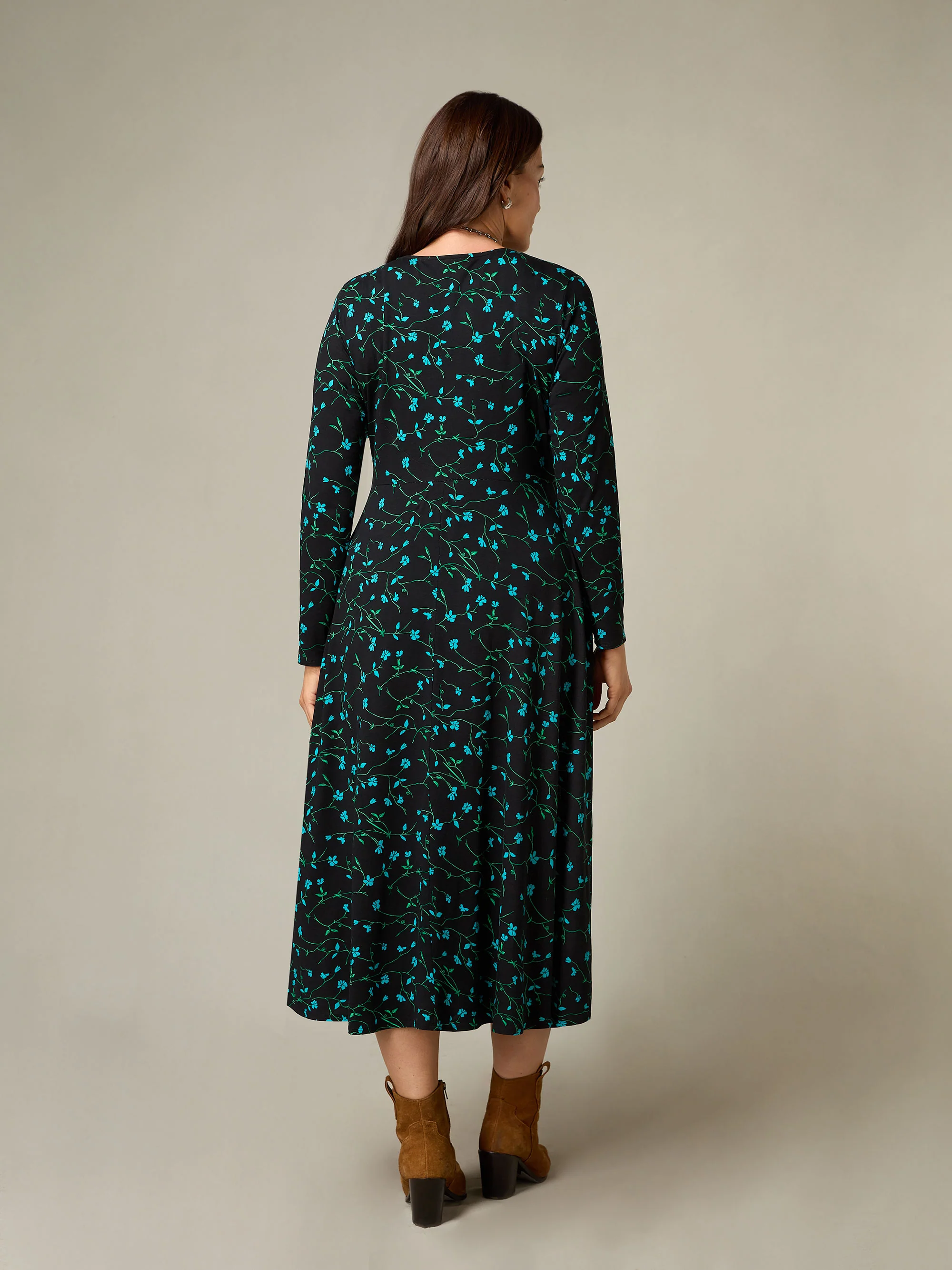 Petite Blue Ditsy Print Jersey Wrap Dress - Image 3