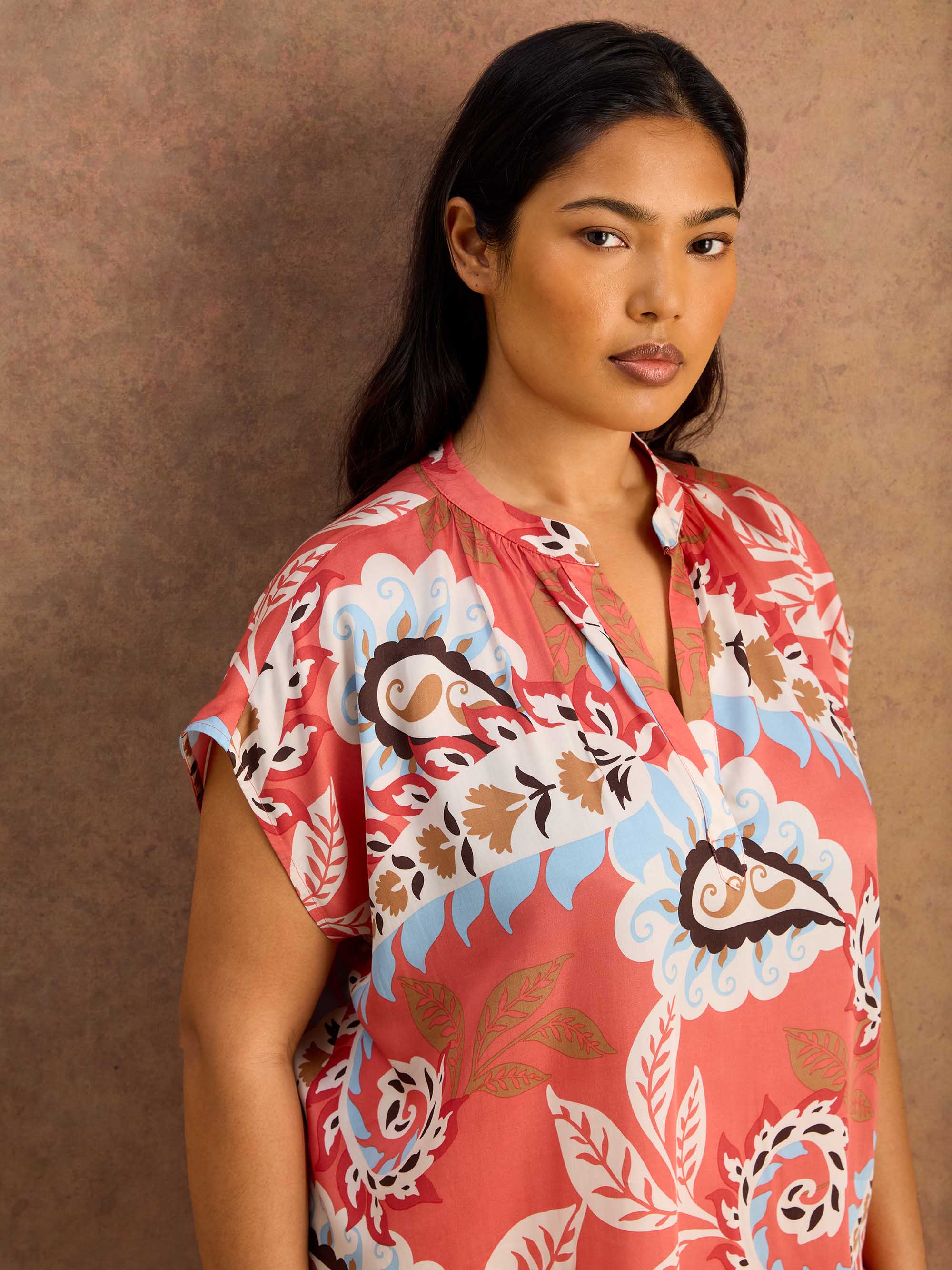 Petite Coral Paisley Print Short Sleeve Top - Image 6