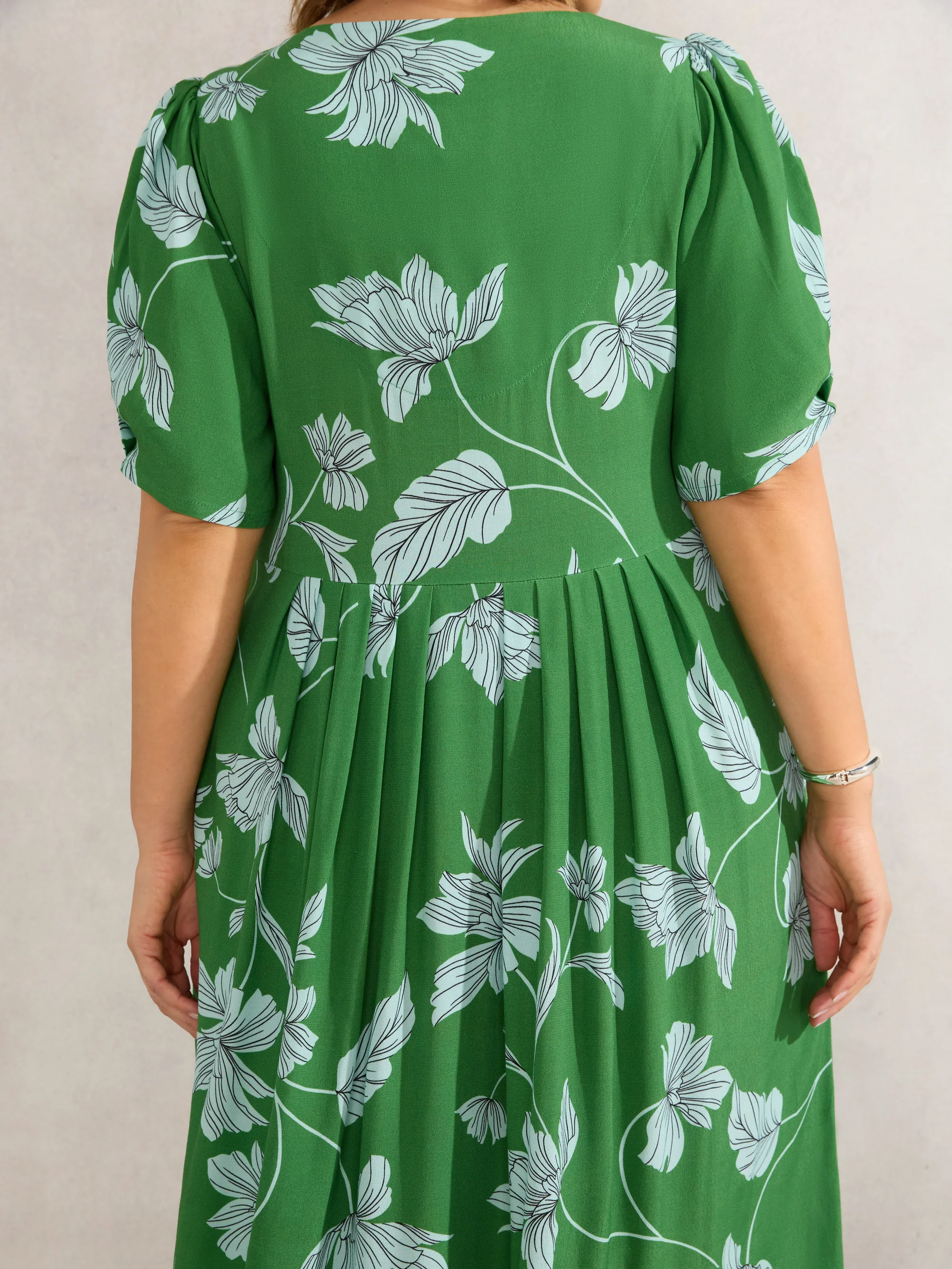 Petite Green Floral Print Short Sleeve Lace Up Dress - Image 7