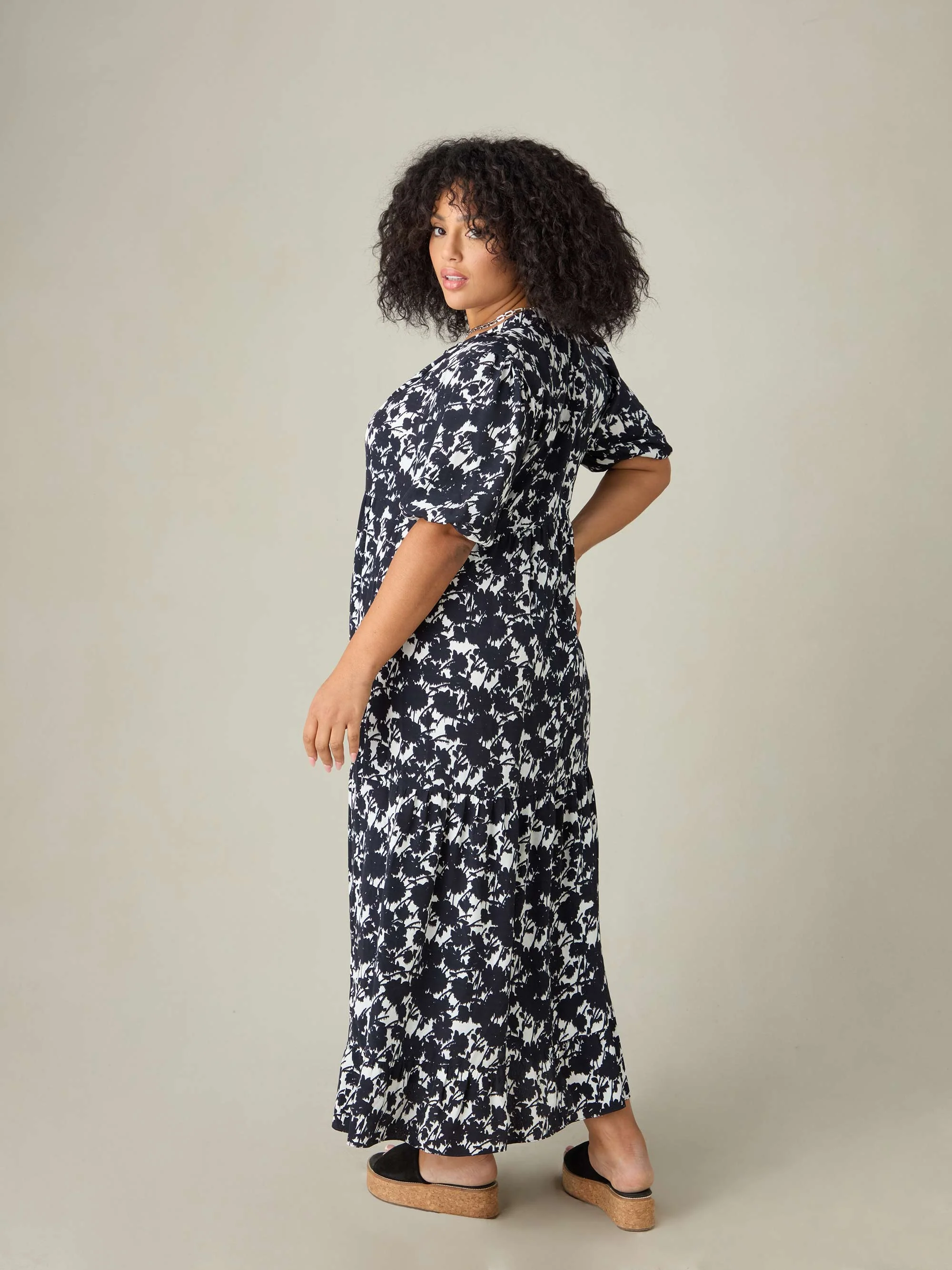 Petite Mono Floral Puff Sleeve Tiered Maxi Dress - Image 3