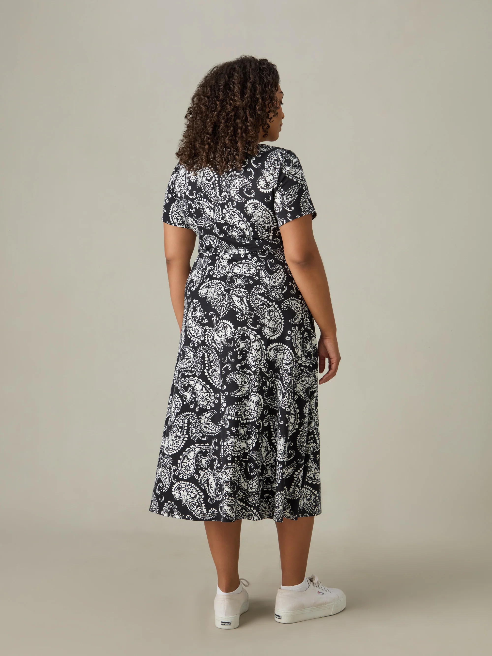 Petite Mono Paisley Wrap Midi Dress - Image 3