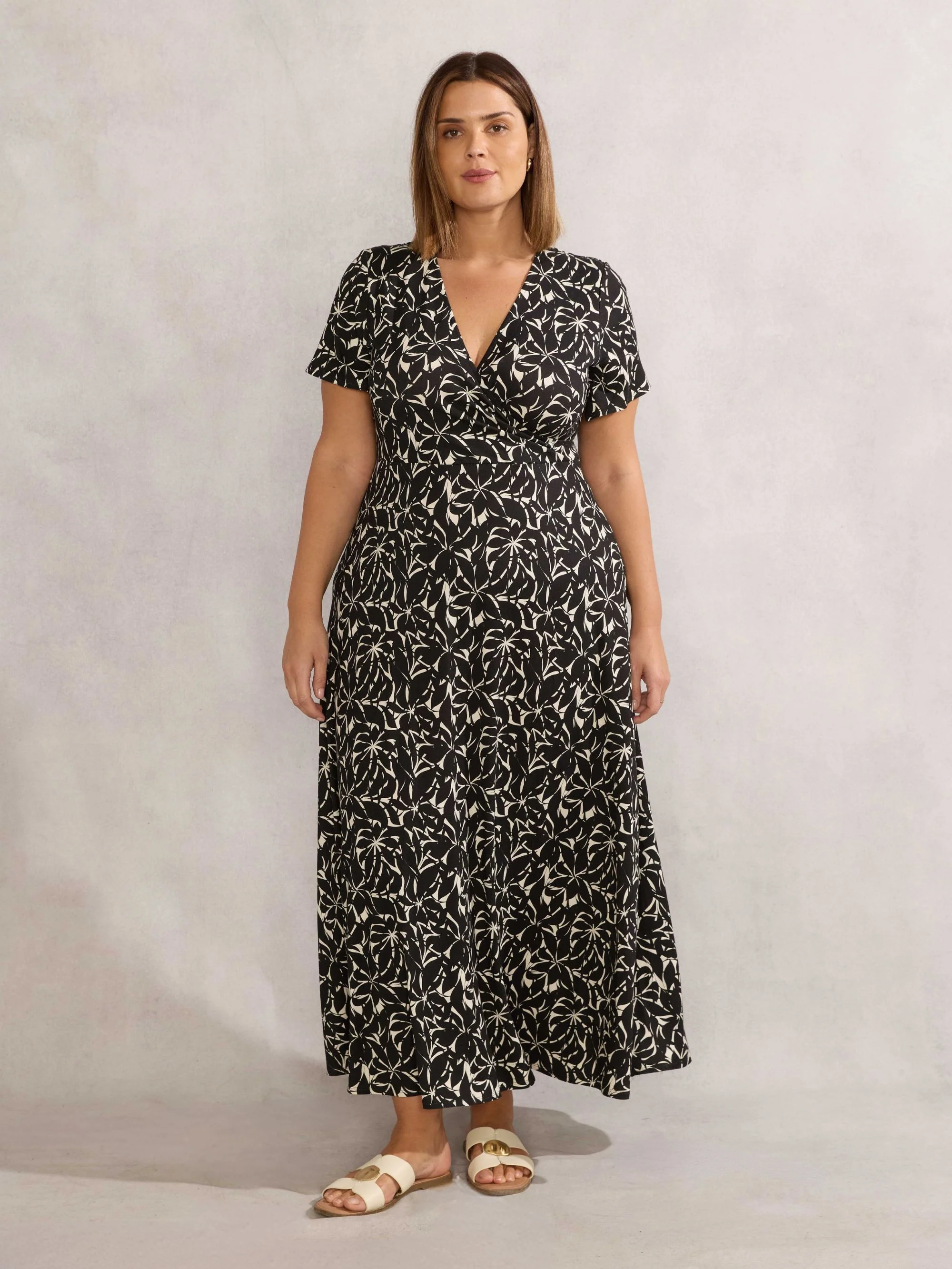 Petite Mono Print Short Sleeve Maxi Wrap Dress - Image 2