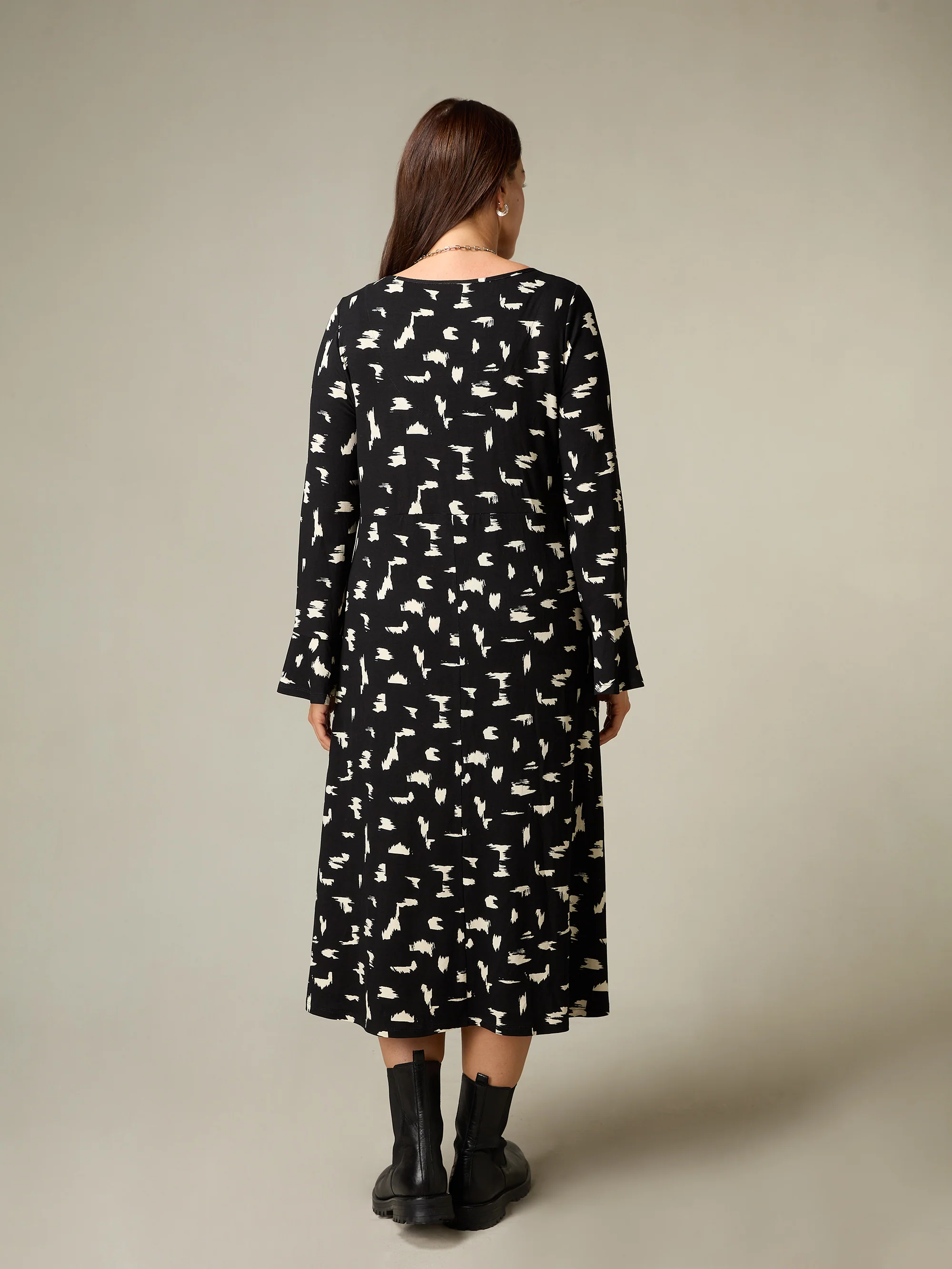Petite Mono Smudge Print Jersey Midi Dress - Image 3