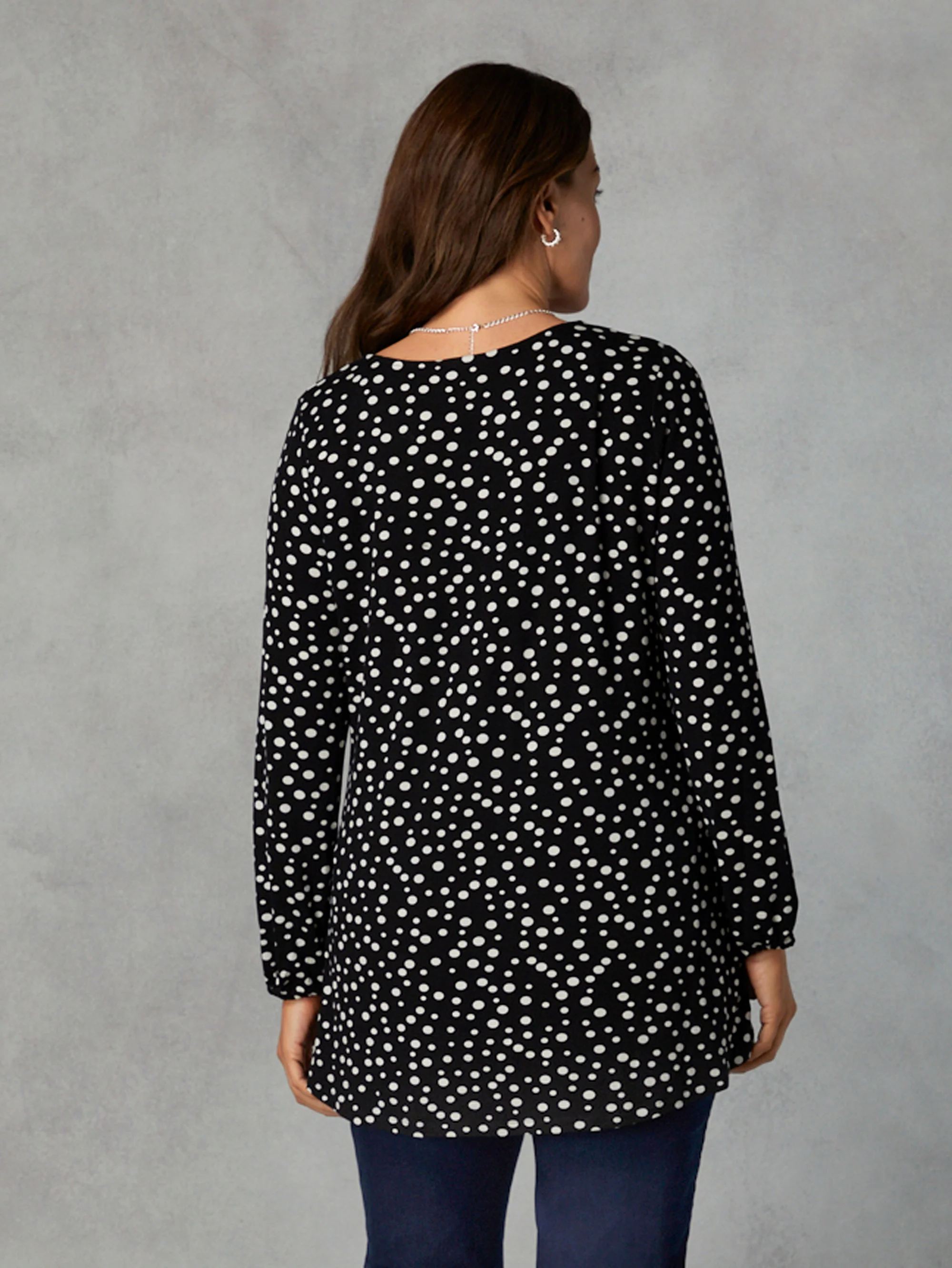 Petite Mono Spot Print Jersey Notch Front Top - Image 3
