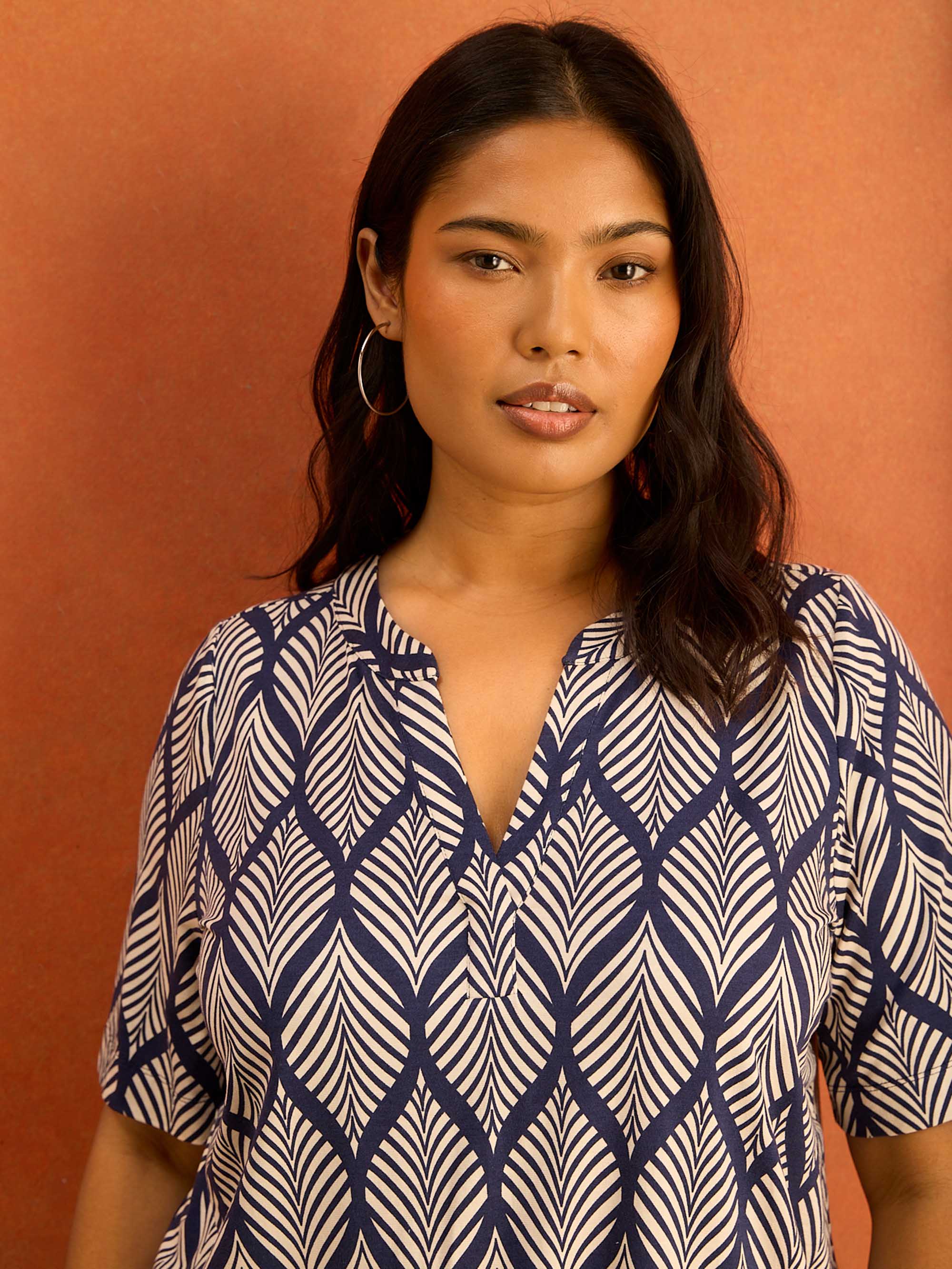 Petite Navy Print Nehru Collar Short Sleeve Jersey Top - Image 3