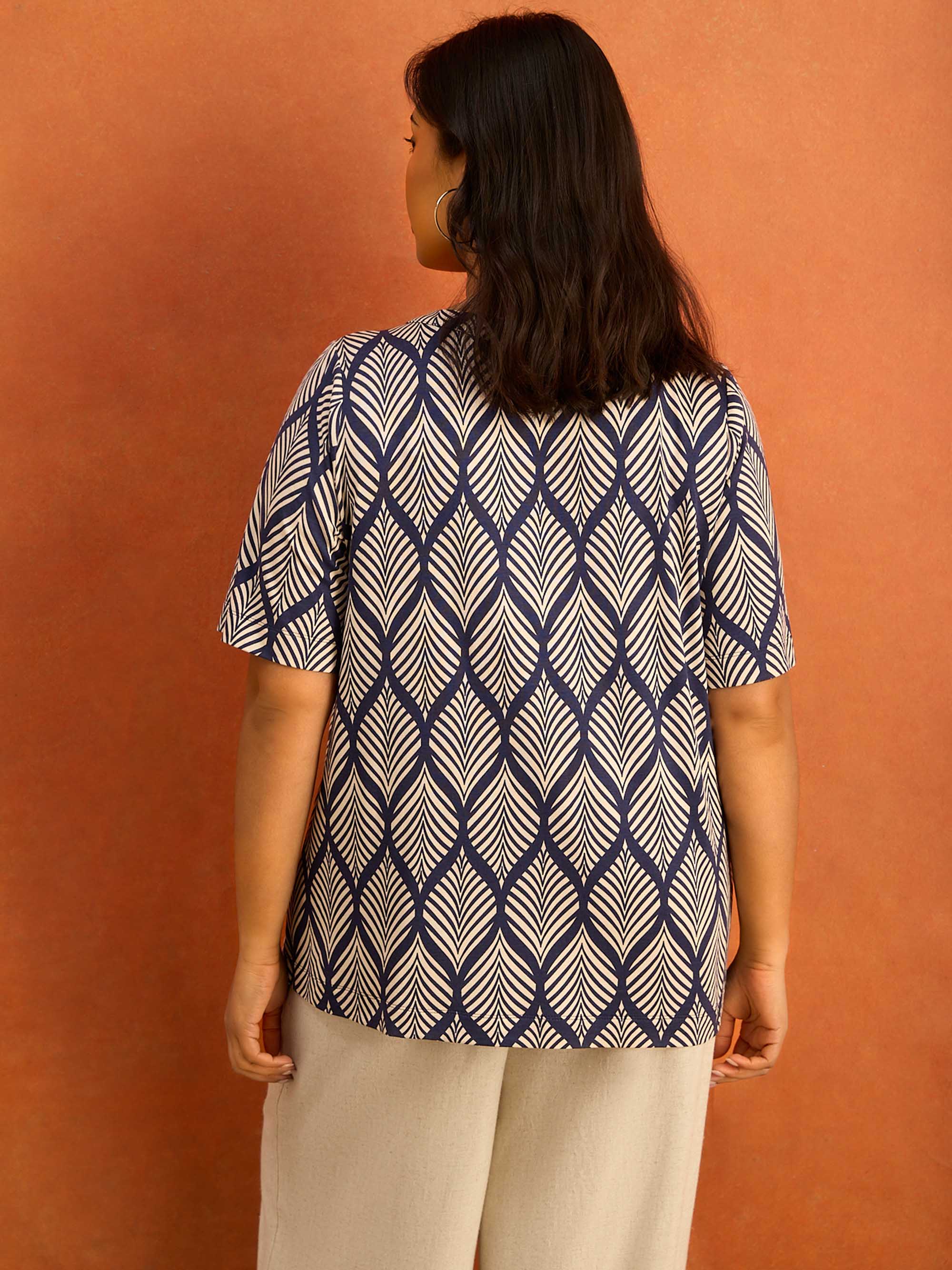 Petite Navy Print Nehru Collar Short Sleeve Jersey Top - Image 4