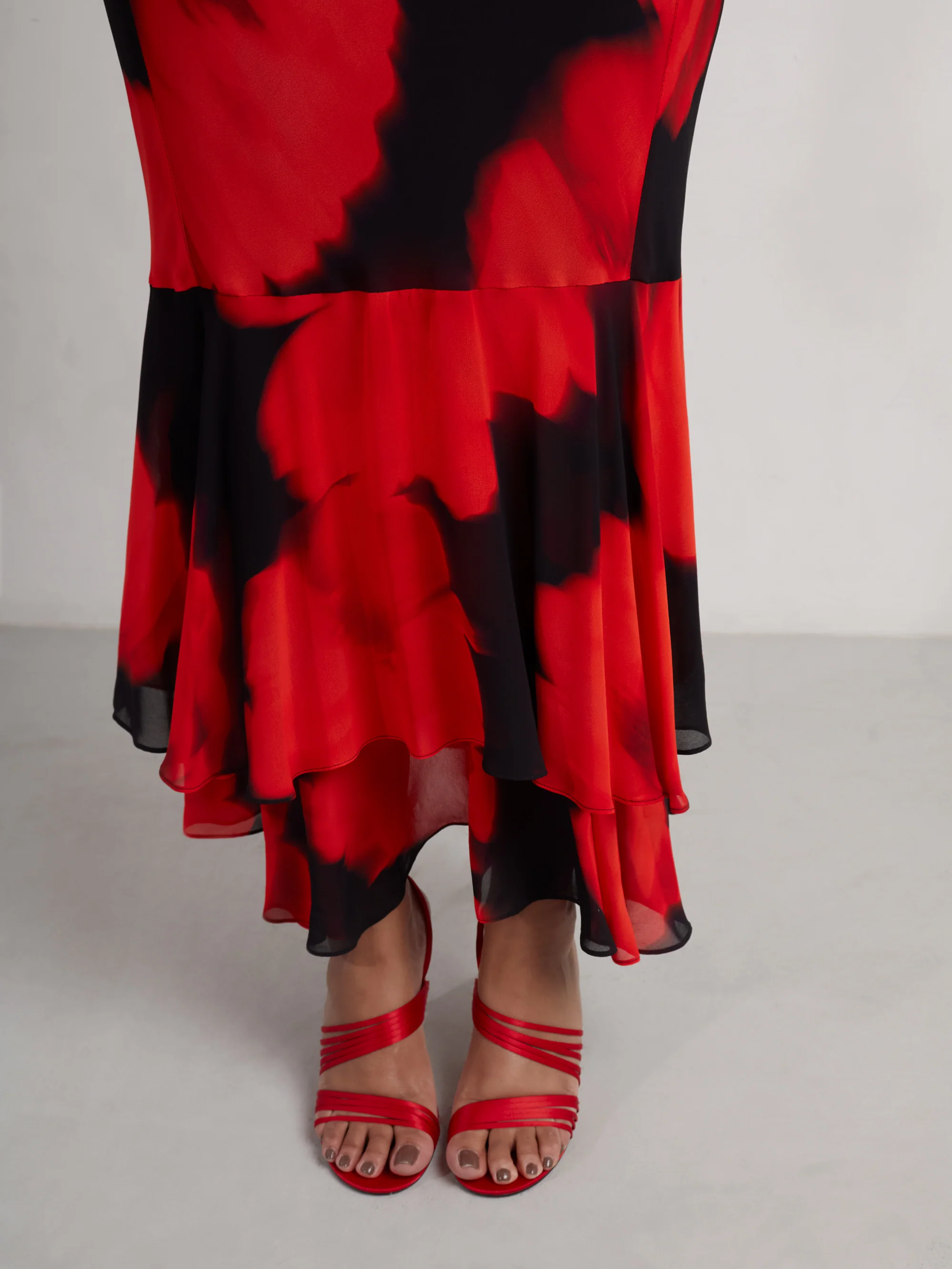 Red Floral Ruffle Shoulder Maxi Dress - Image 8