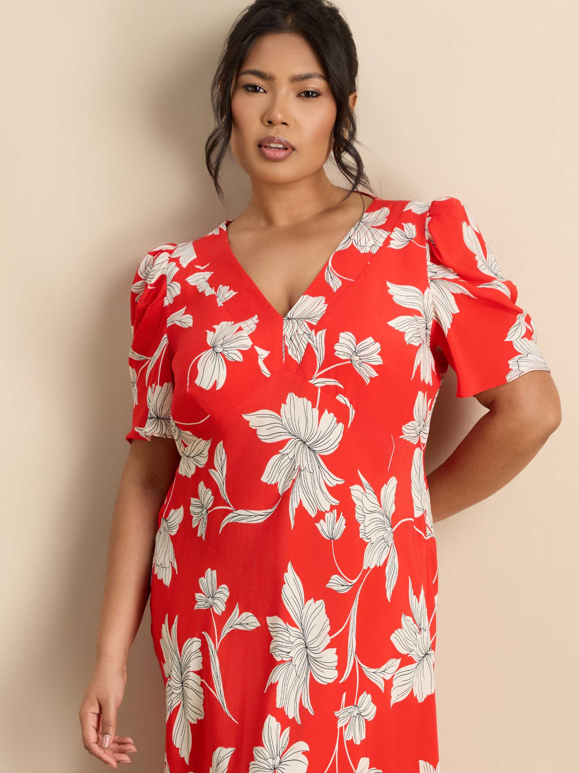 Petite Red Floral V-Neck Puff Sleeve Midi Dress - Image 4
