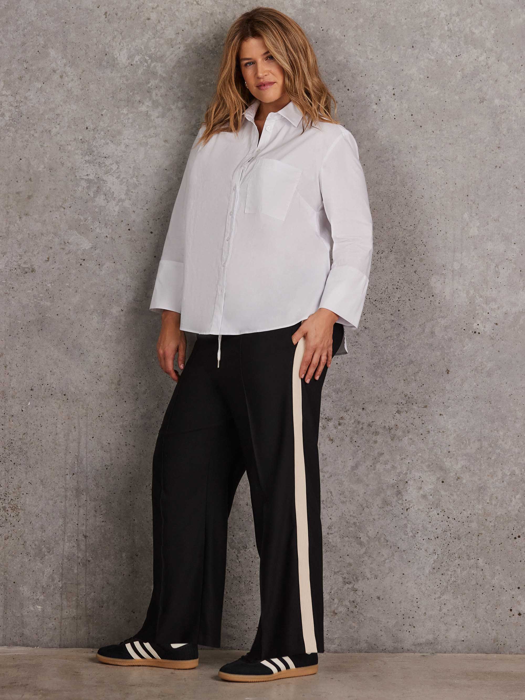 Petite Black Wide-Leg Trousers With Contrast Side Detail - Image 5