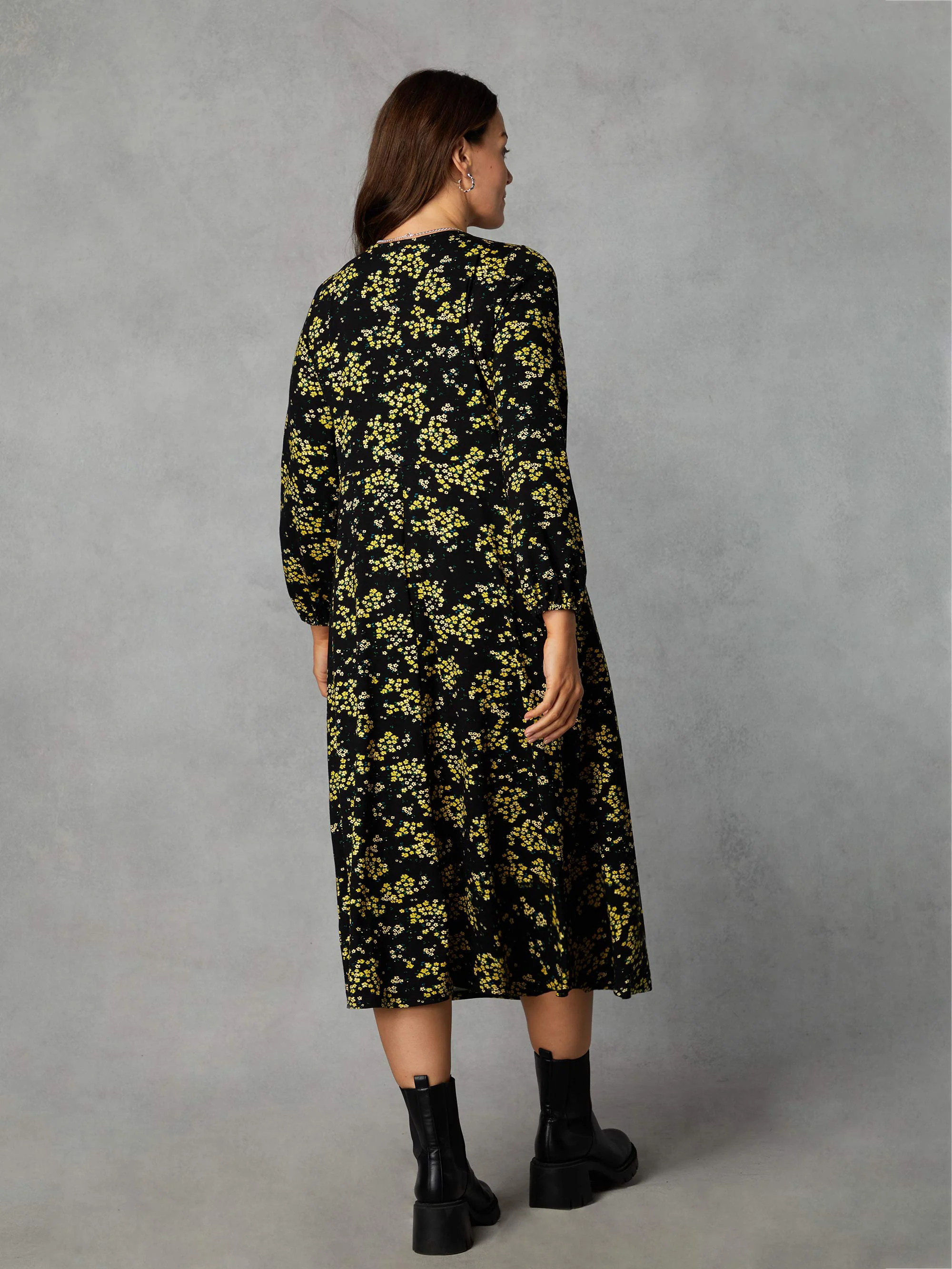 Petite Yellow Ditsy Print Jersey Gathered Waist Midi Dress - Image 4