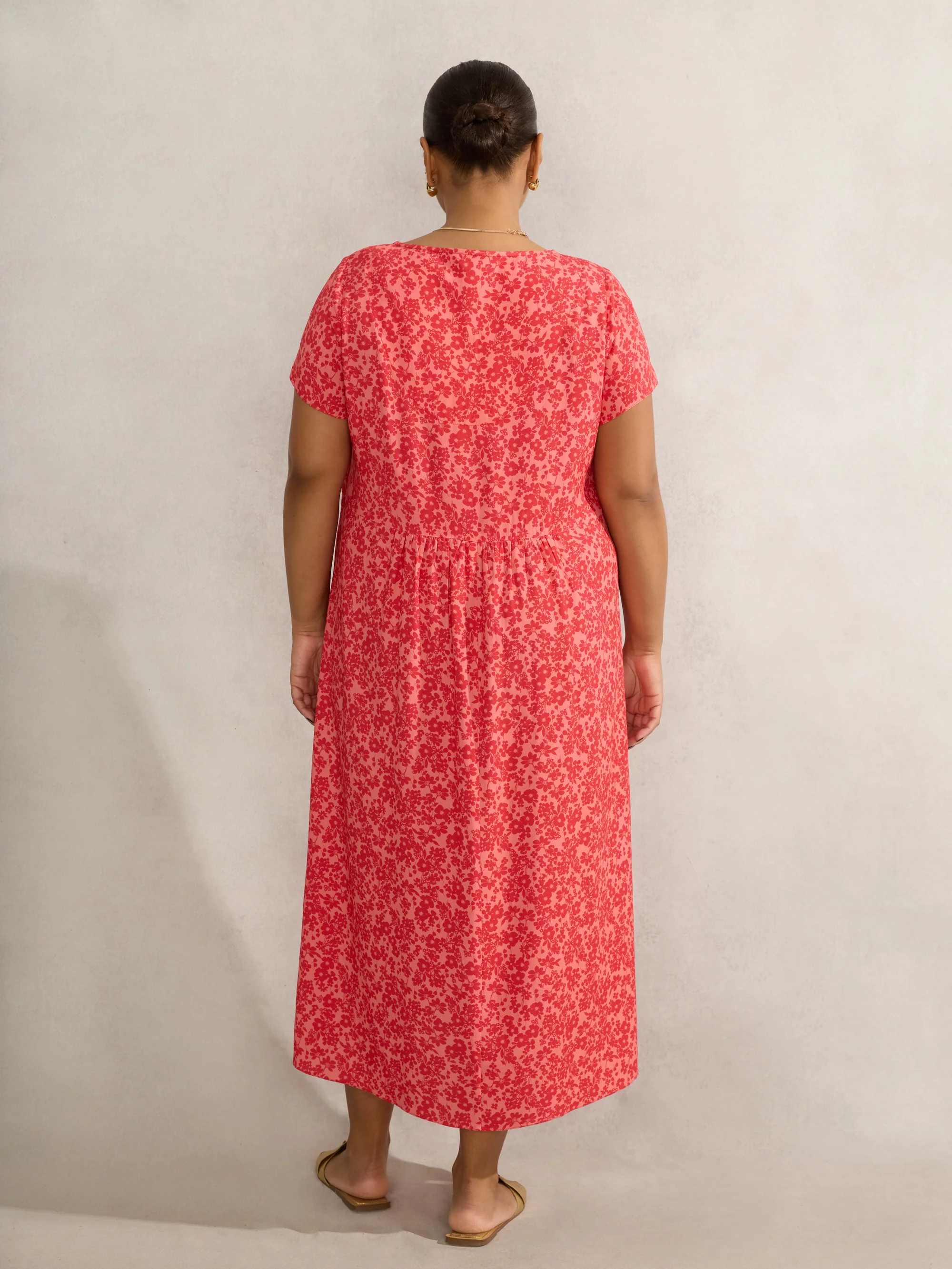 Pink Ditsy Short Sleeve Midi Dress - Image 4