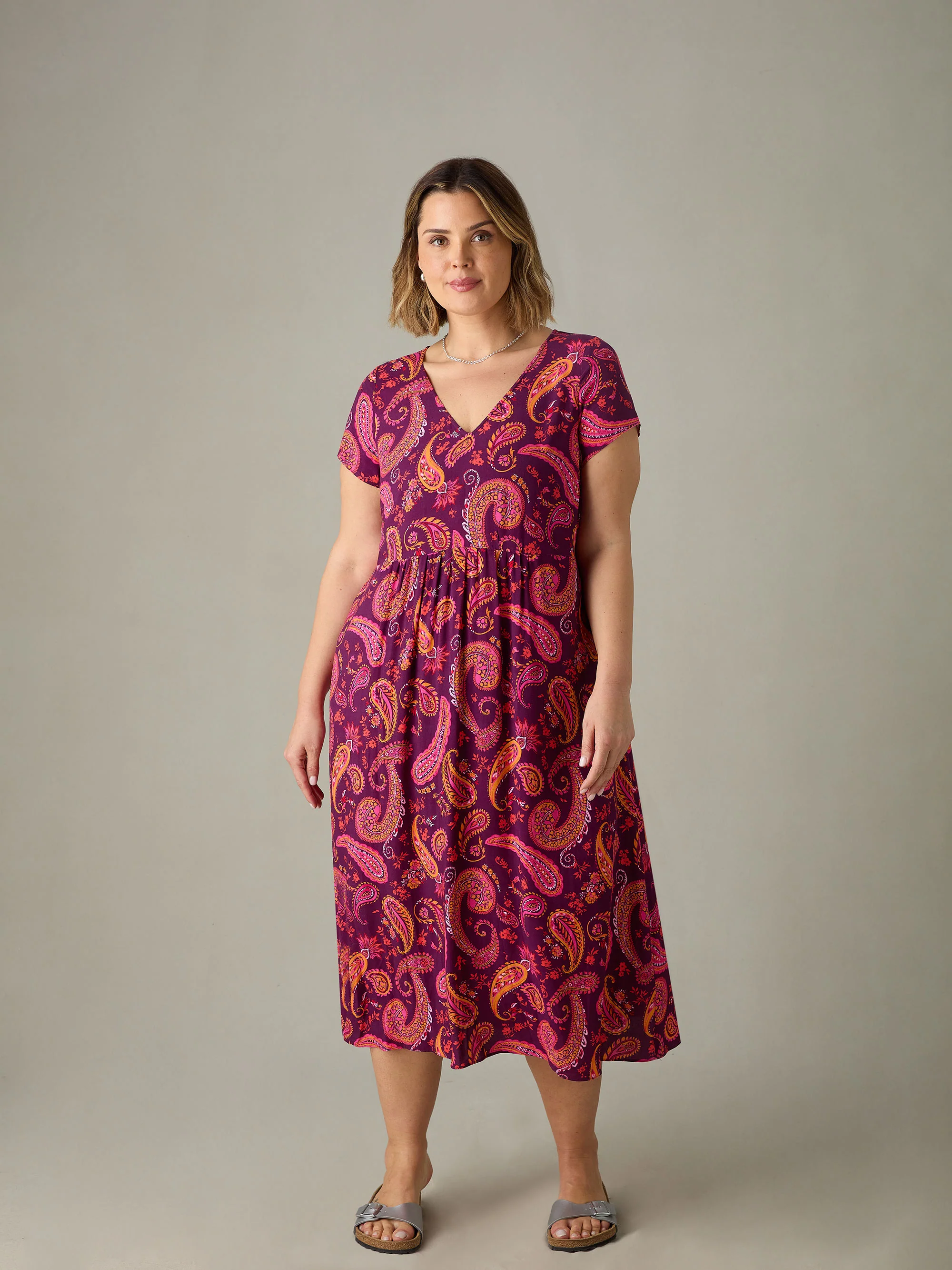 Plum Paisley Tiered Midi Dress - Image 3