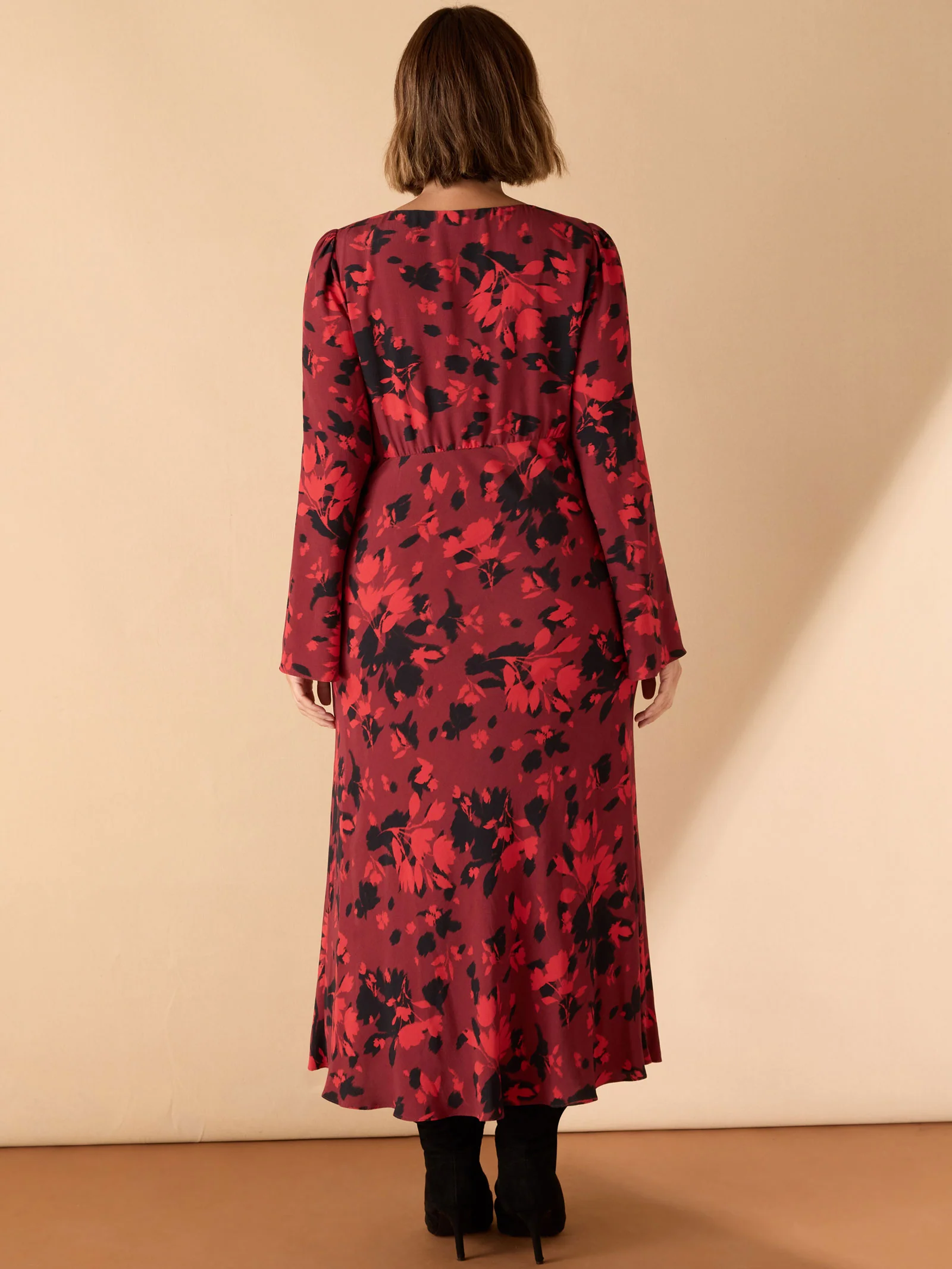 Red Floral Print Ruched Front Maxi Dress - Image 3