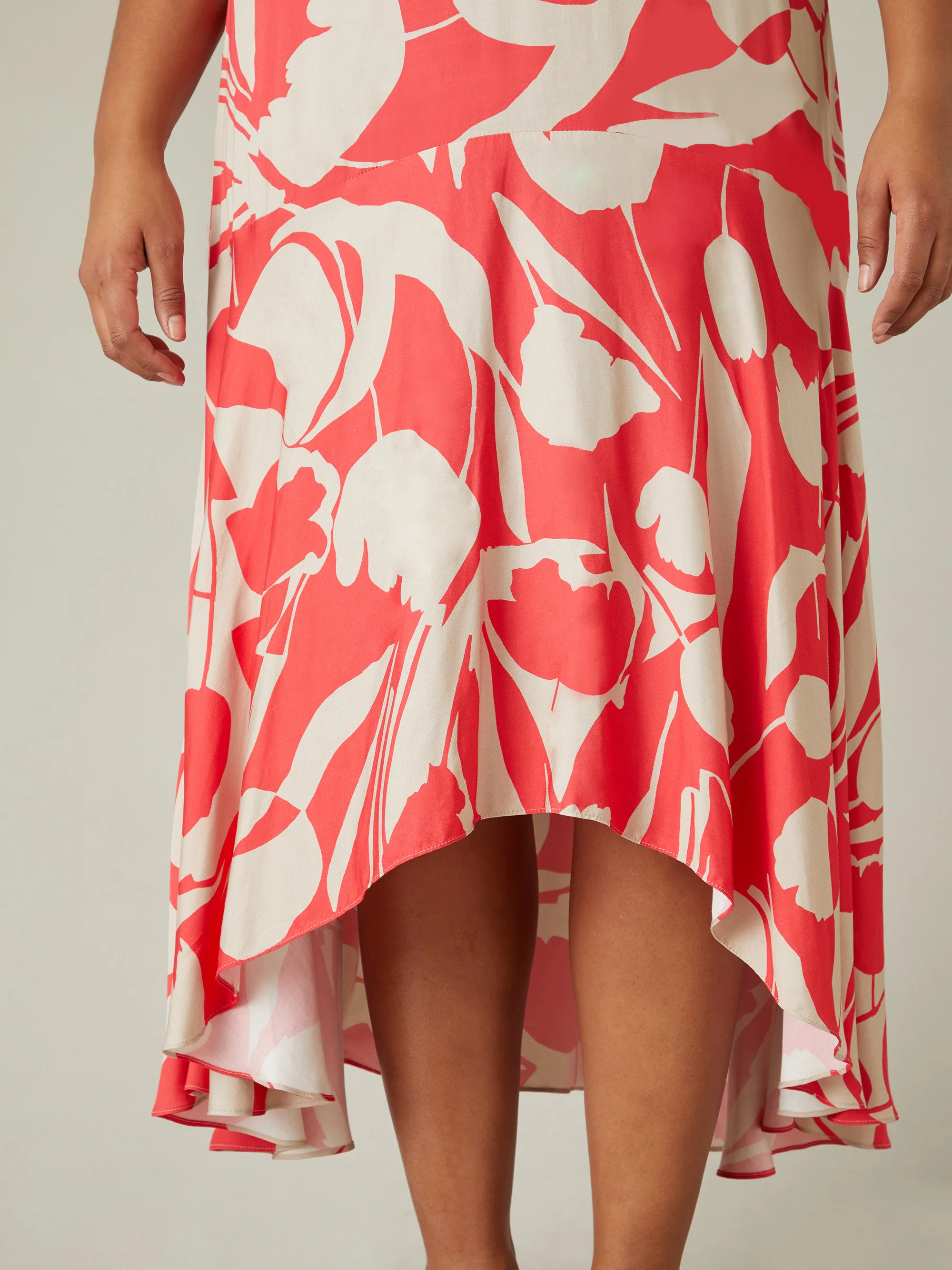 Red Abstract Print Sleeveless Maxi Dress - Image 5