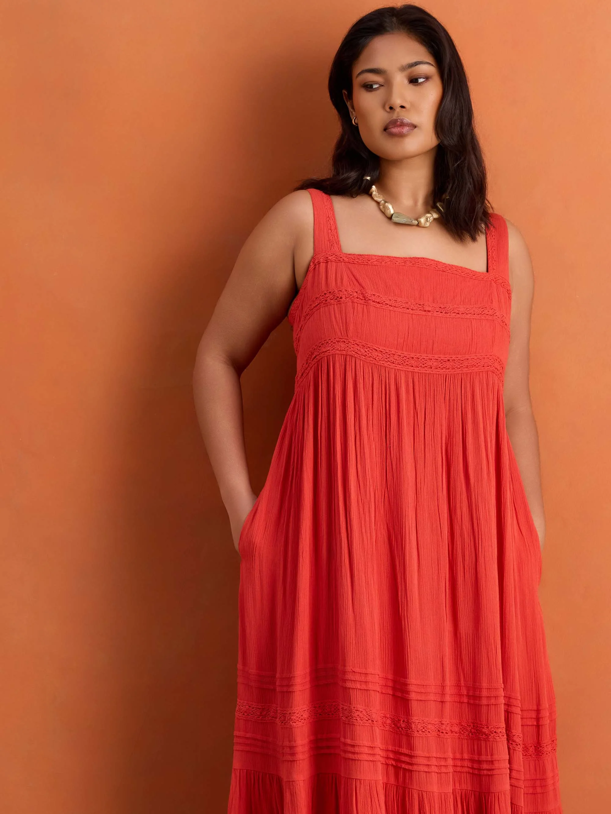 Red Crinkle Pintuck Lace Trim Midaxi Dress - Image 5