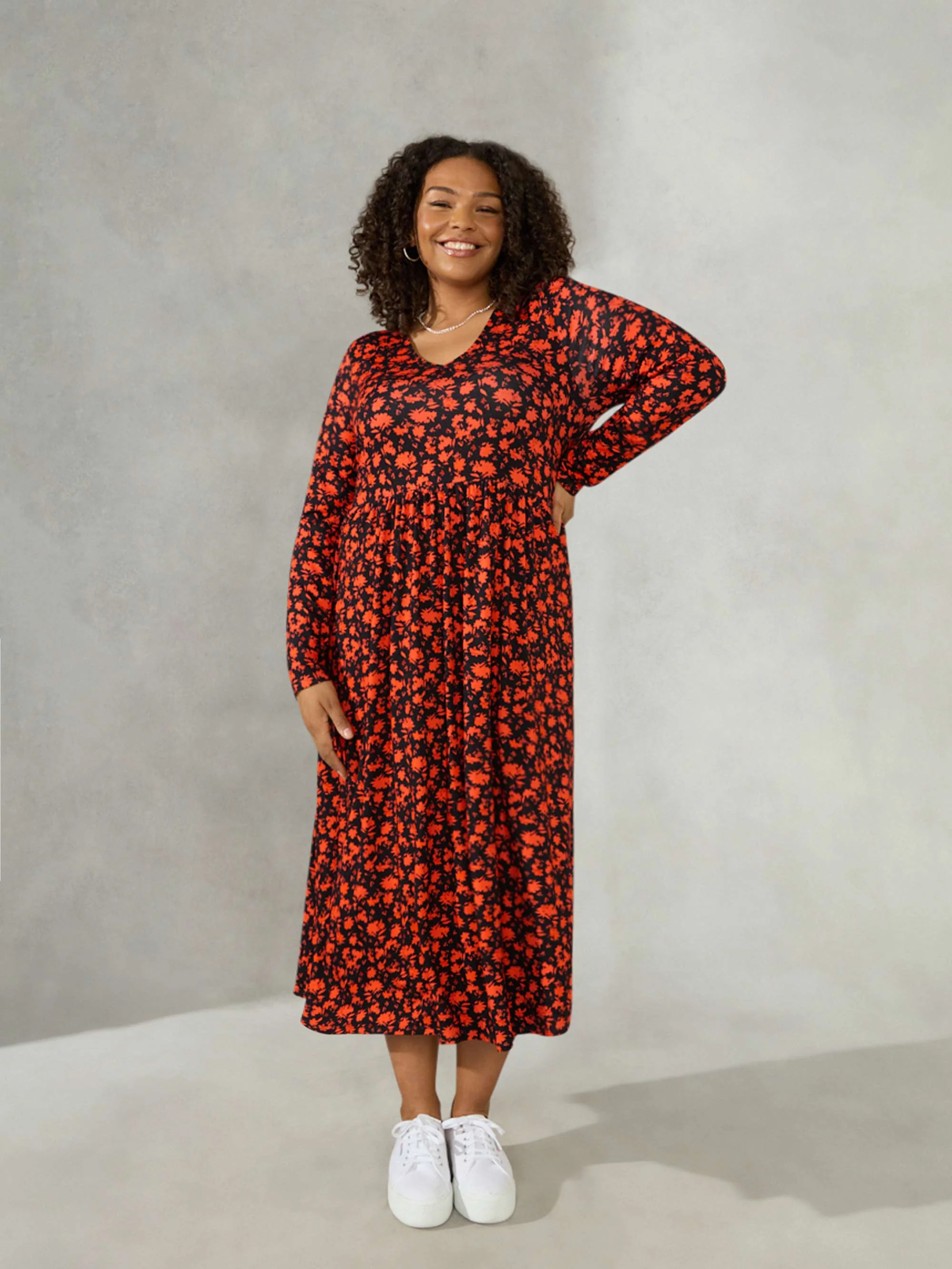 Red Ditsy Jersey V-Neck Swing Midi Dress - Image 2