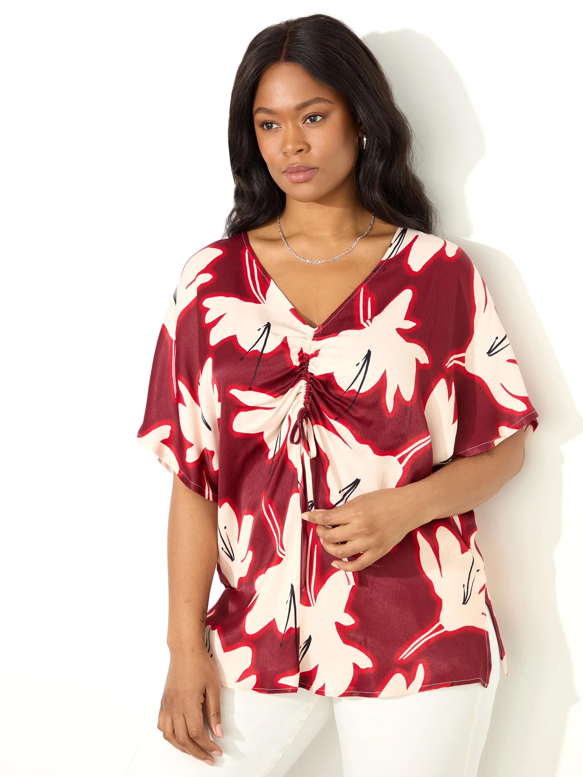 Red Floral Print Ruched Front Blouse - Image 3