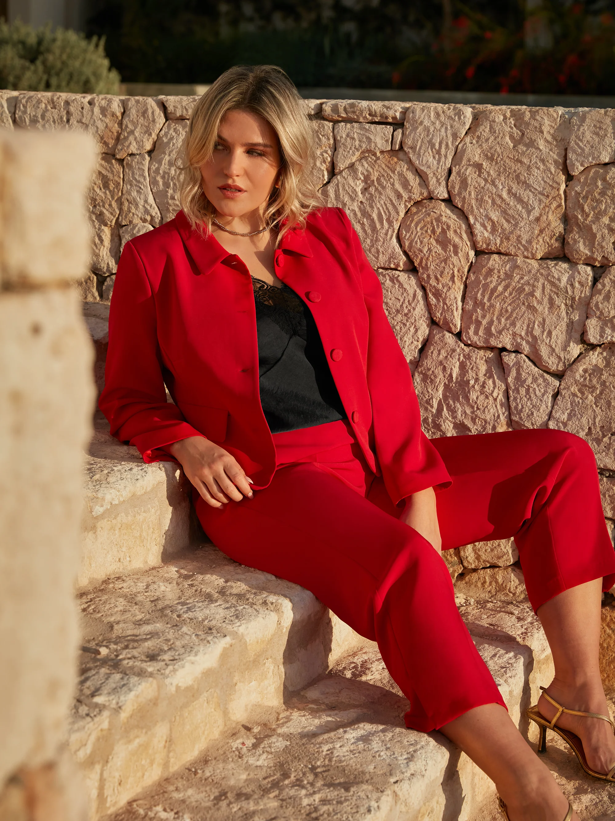 Red Short Tailored Jacket - Image 2