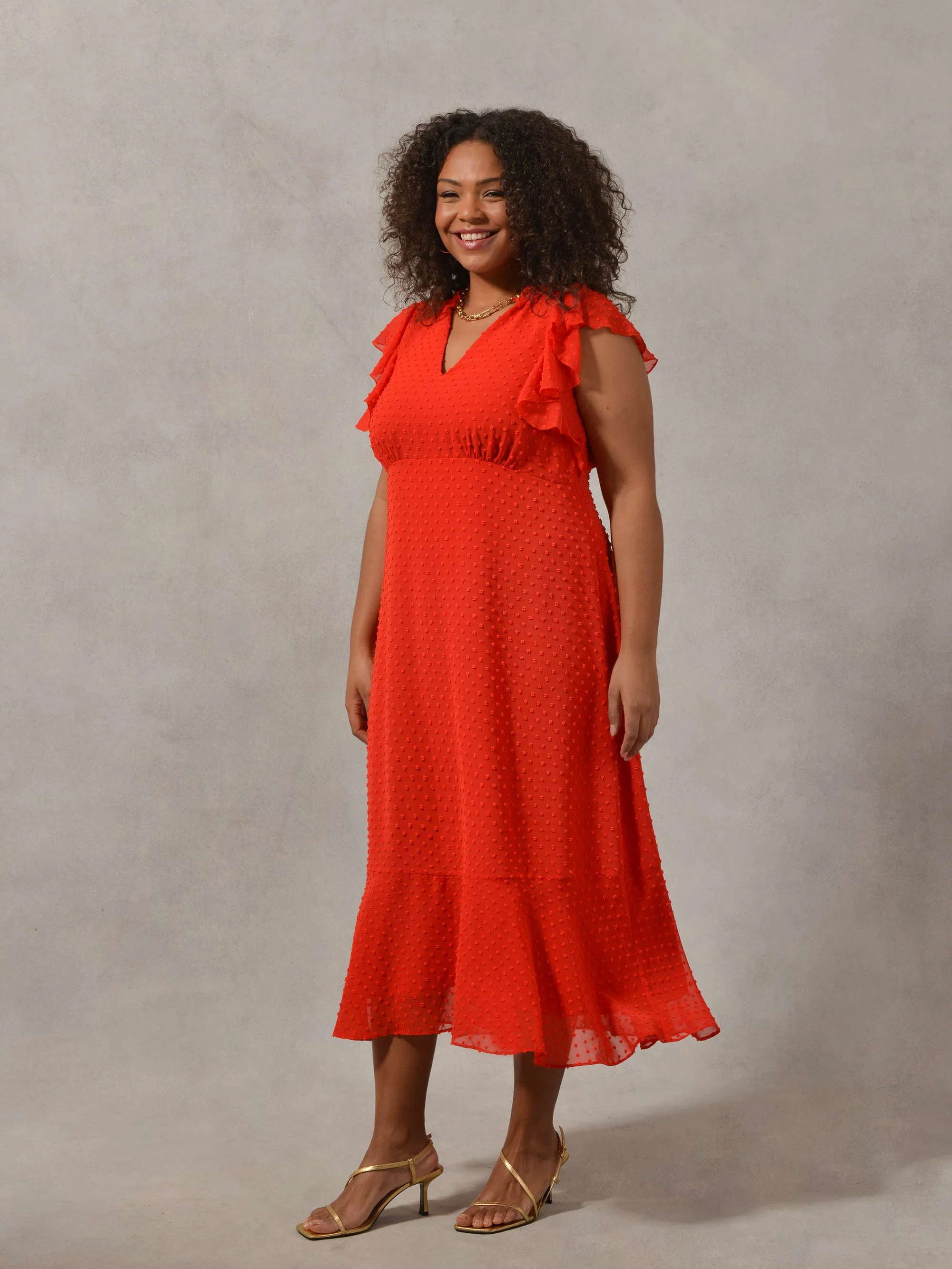 Red Textured Ruffle Sleeve Midi Dress - Image 4