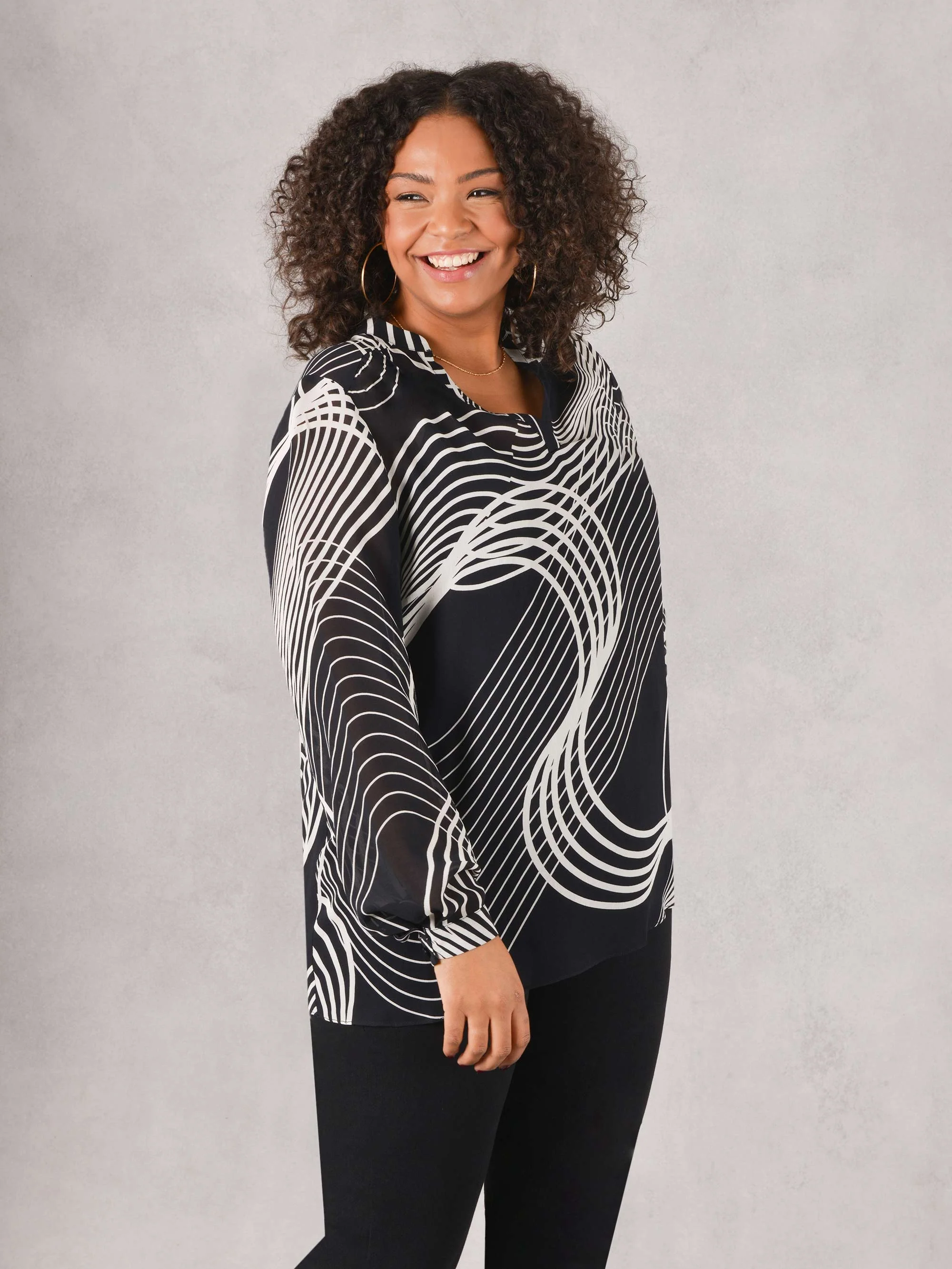 Black & White Swirl Print Blouse - Image 2