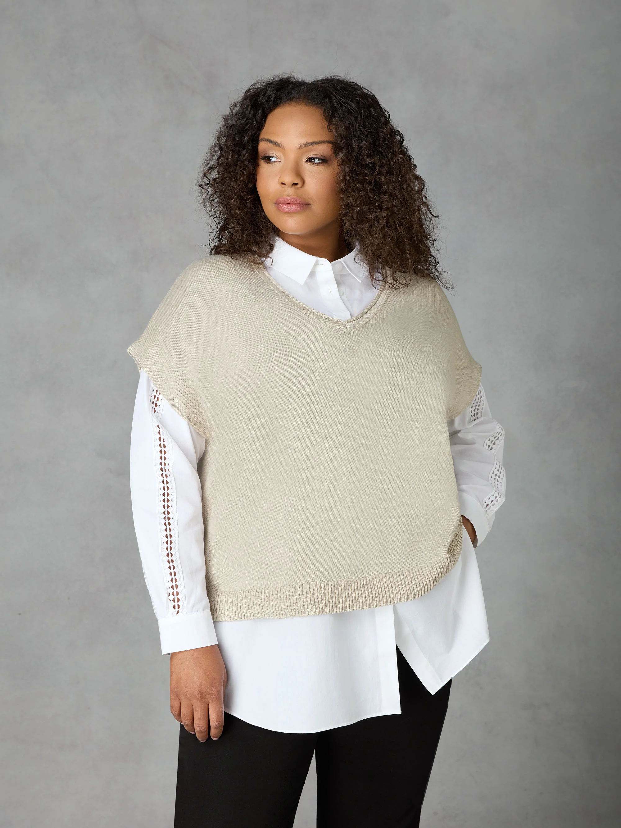 Stone V-Neck Cotton Knit Vest - Image 4