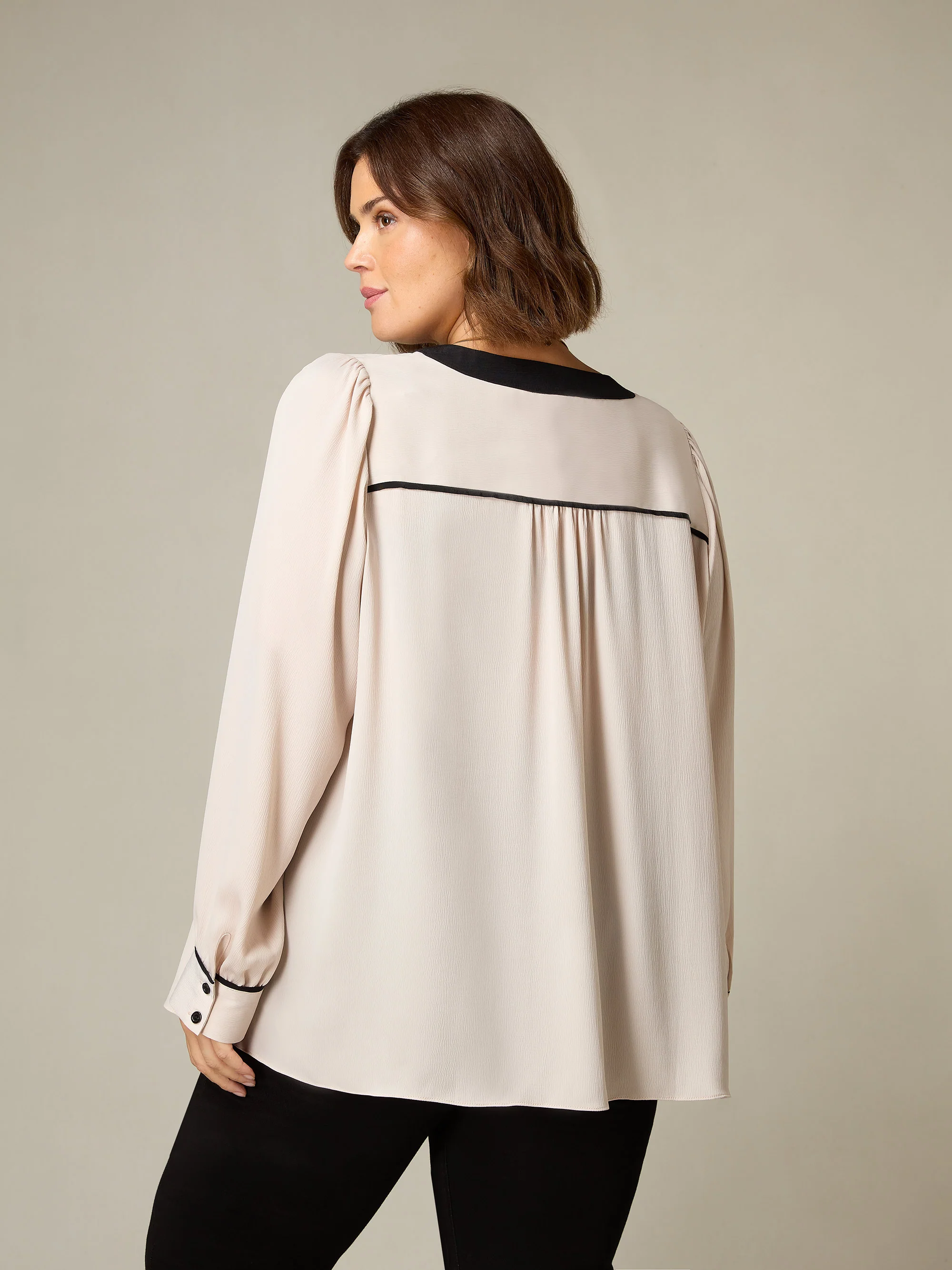 Stone Contrast Neck Band Blouse - Image 3