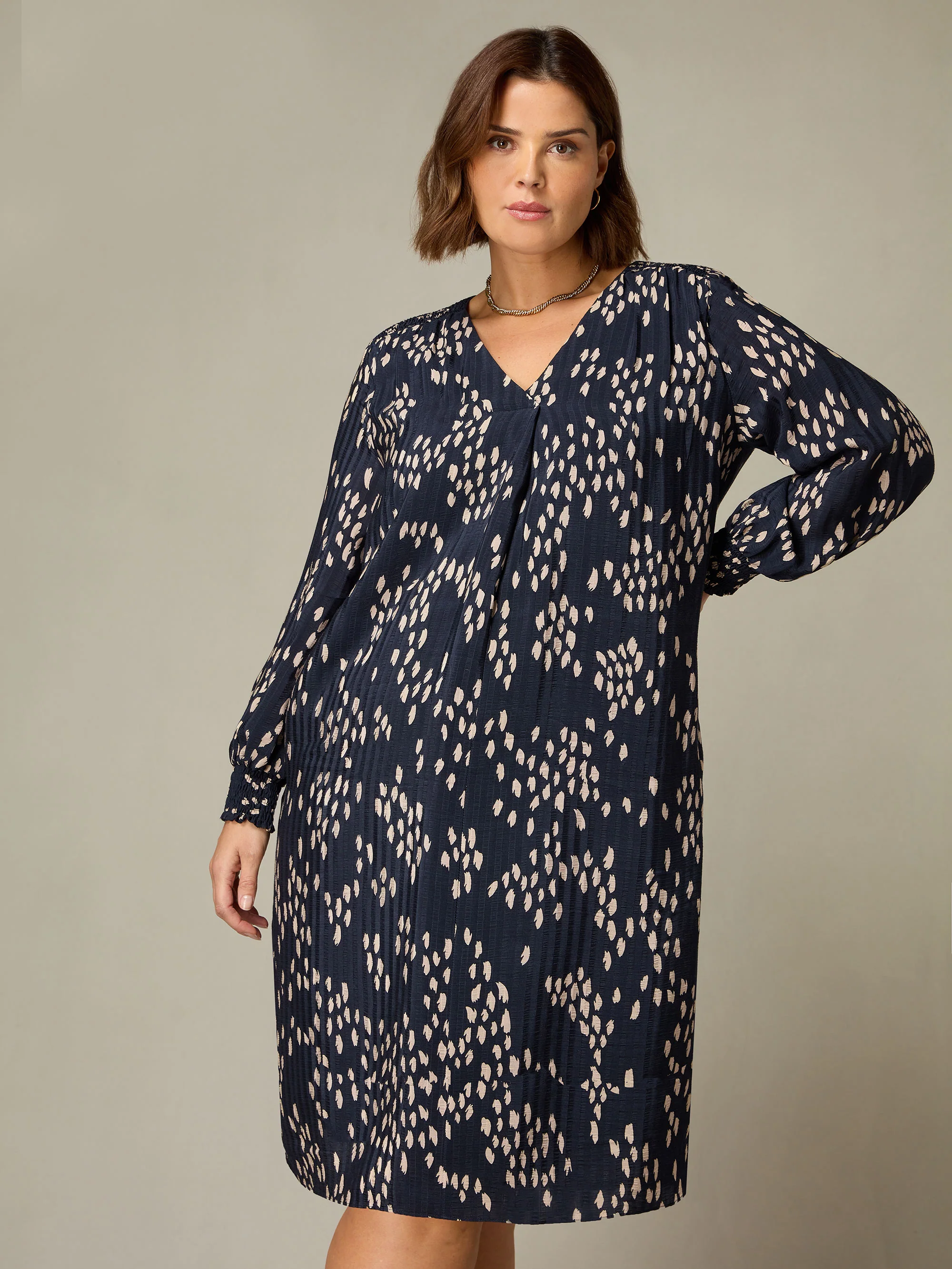 Stone Dash Print Pleat Front Chuck On Dress - Image 4