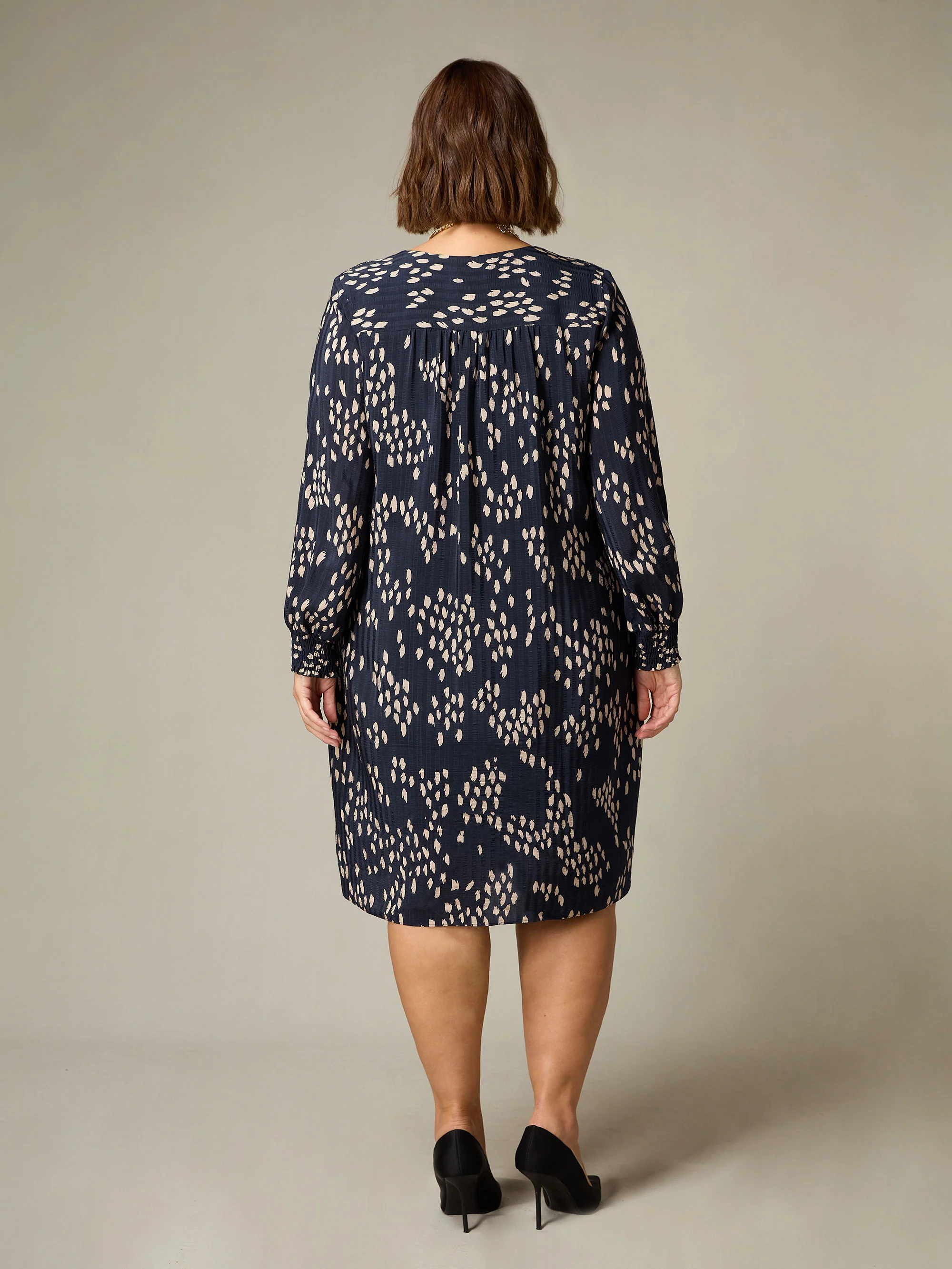 Stone Dash Print Pleat Front Chuck On Dress - Image 6