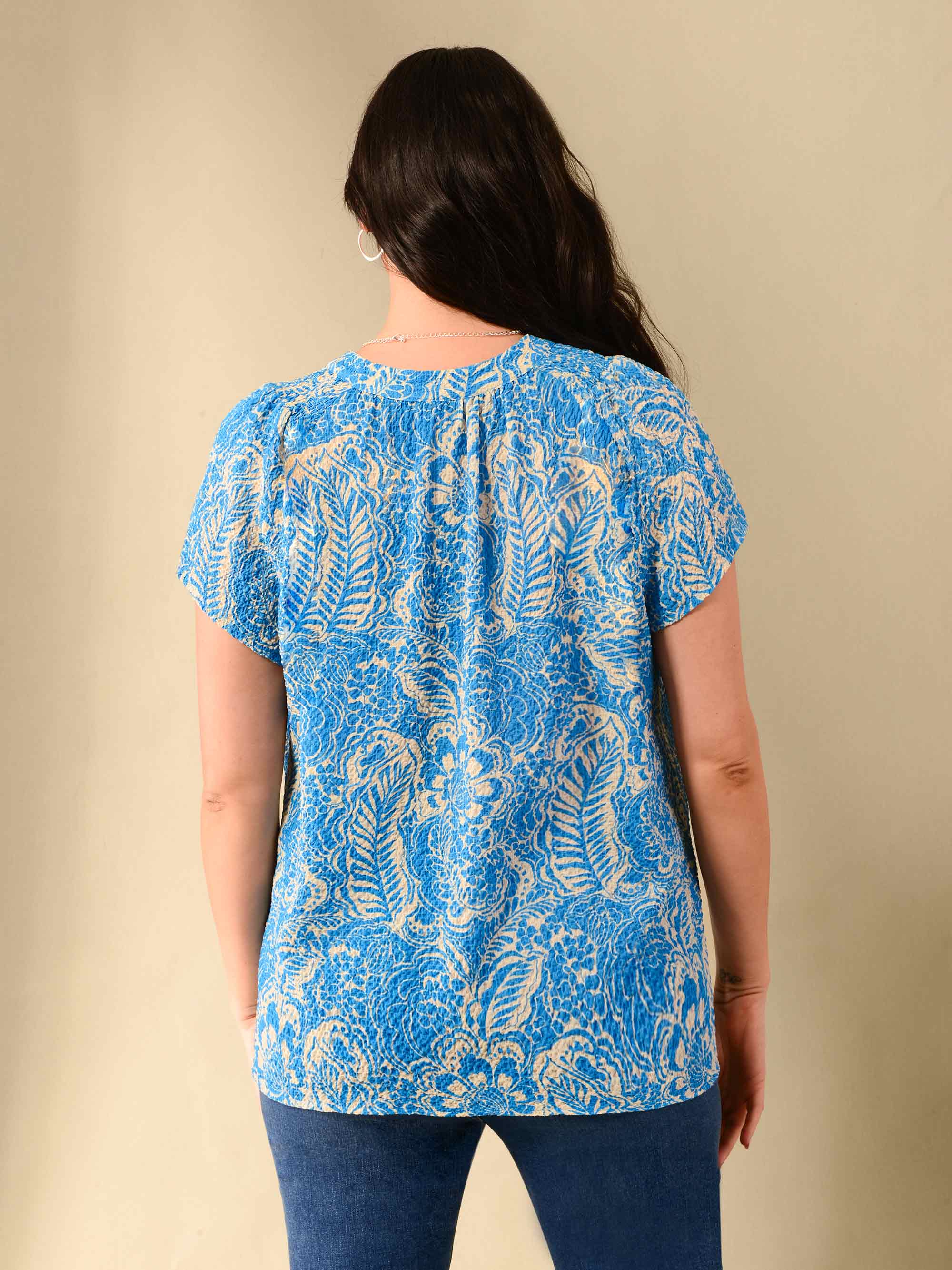 Textured Blue & Ivory Printed Shirred Neck Blouse - Image 4
