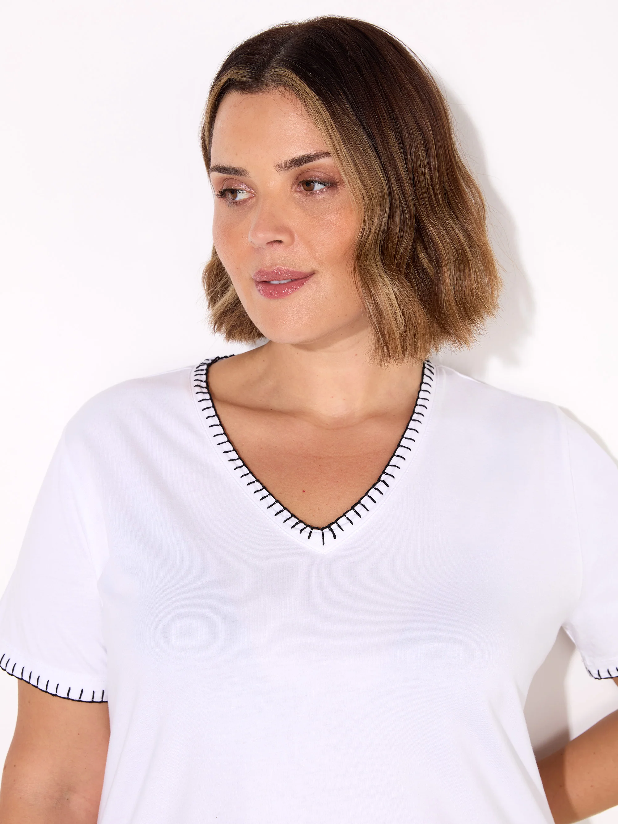 White Blanket Stitch Cotton V-Neck T-Shirt - Image 2