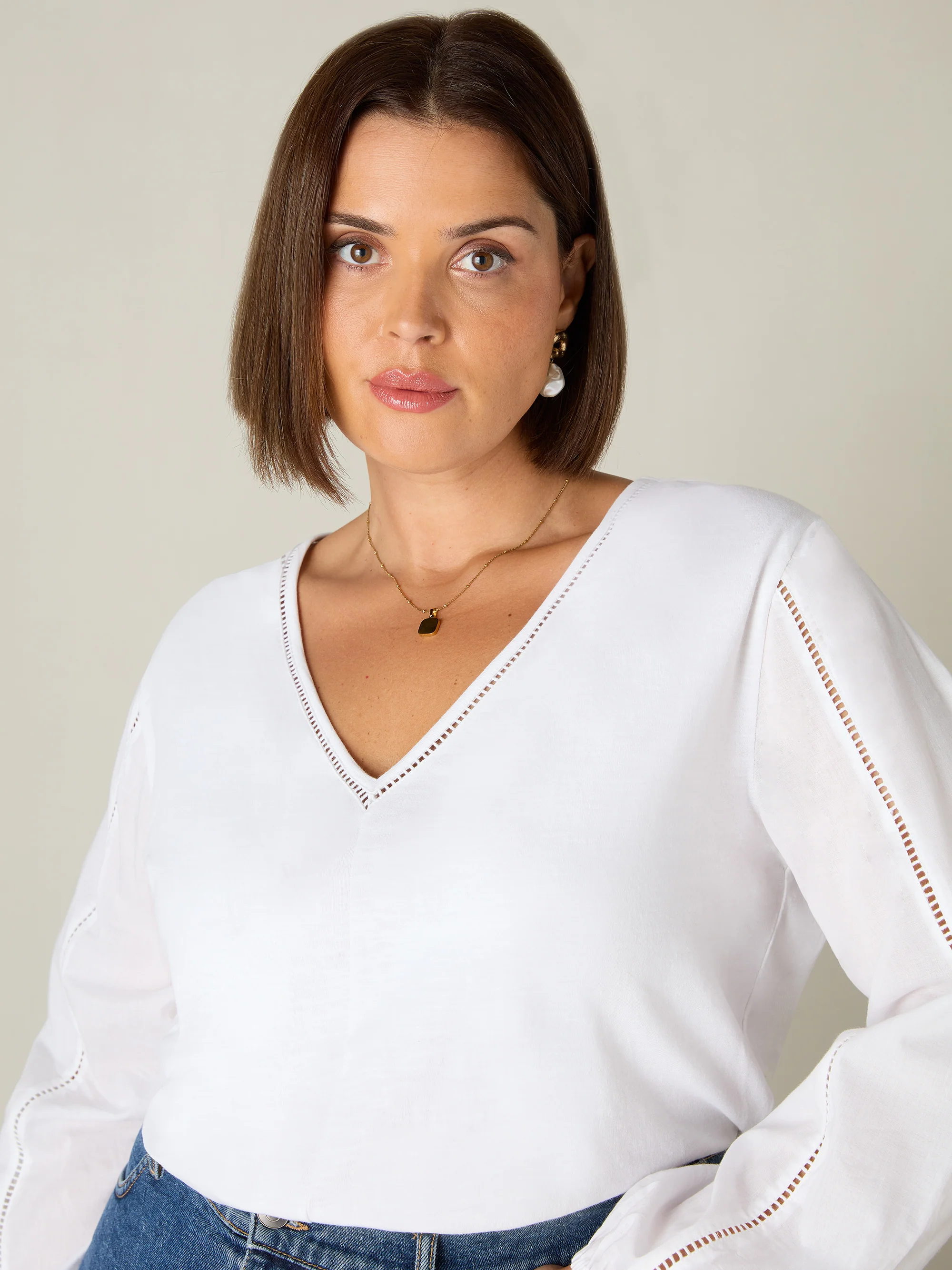White Cotton Slub Ladder Trim T-Shirt - Image 2