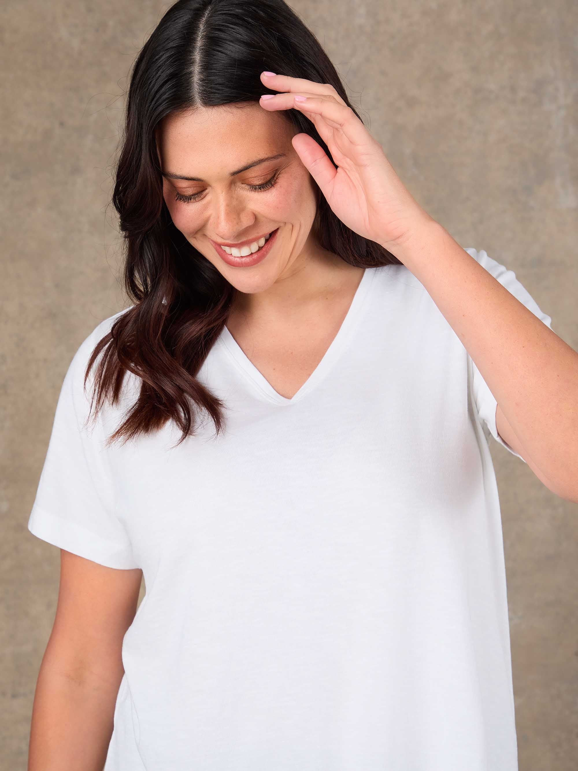 White Cotton Slub Longline V Neck T-Shirt - Image 4
