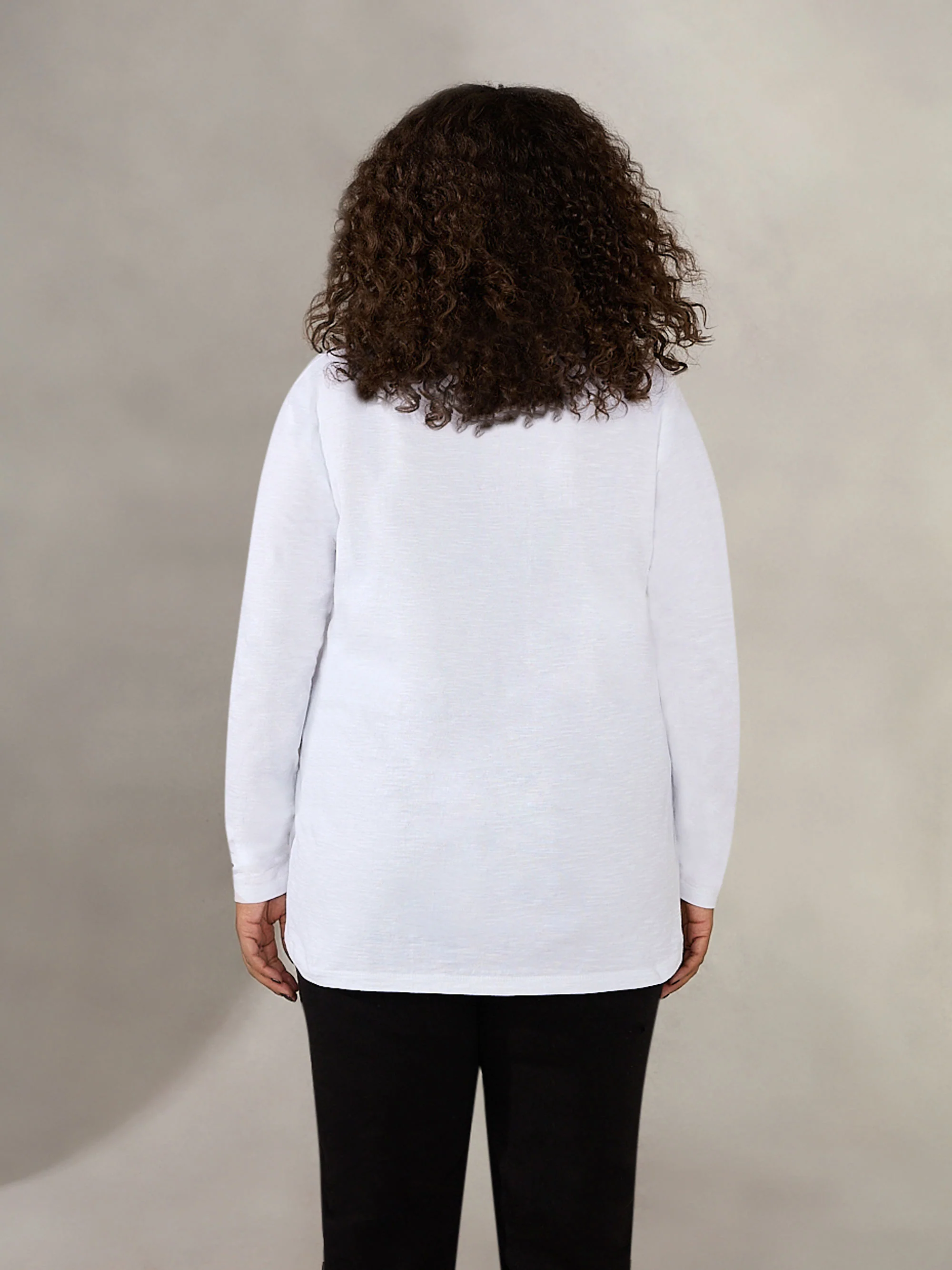 White Cotton Slub V-Neck Long Sleeve T-Shirt - Image 3