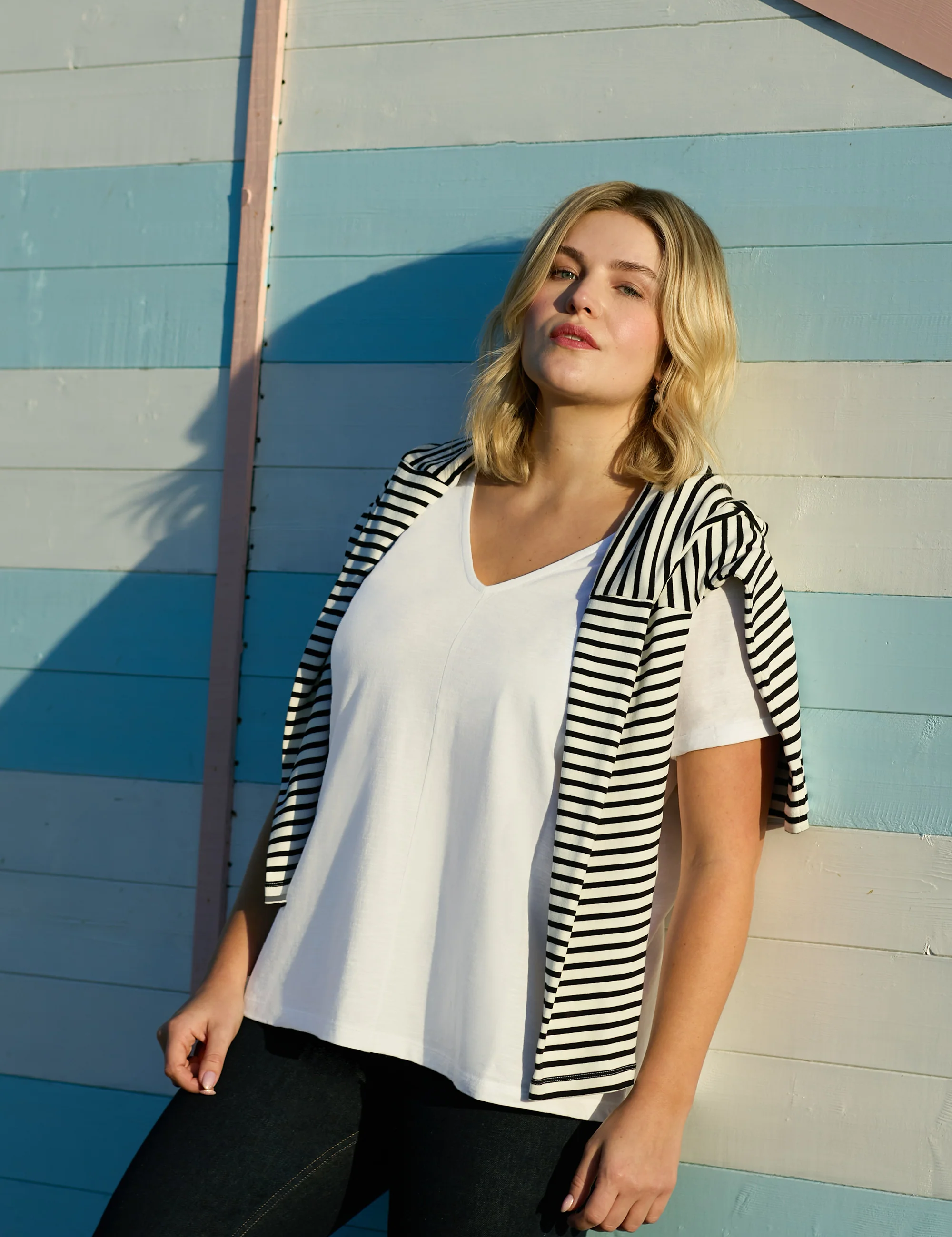 White Cotton Slub V-Neck T-shirt - Image 3
