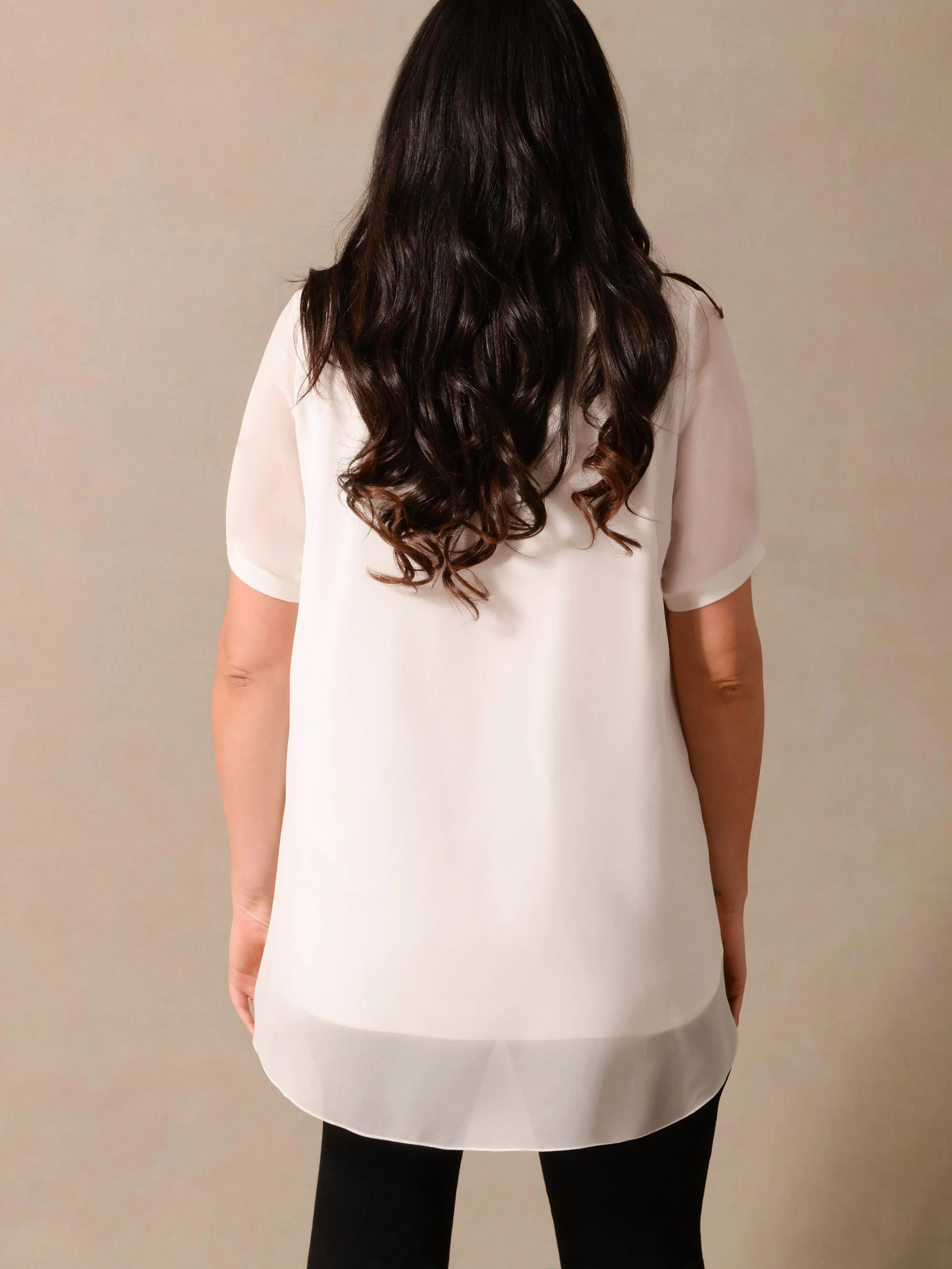 White Rib Trim Short Sleeve Blouse - Image 3
