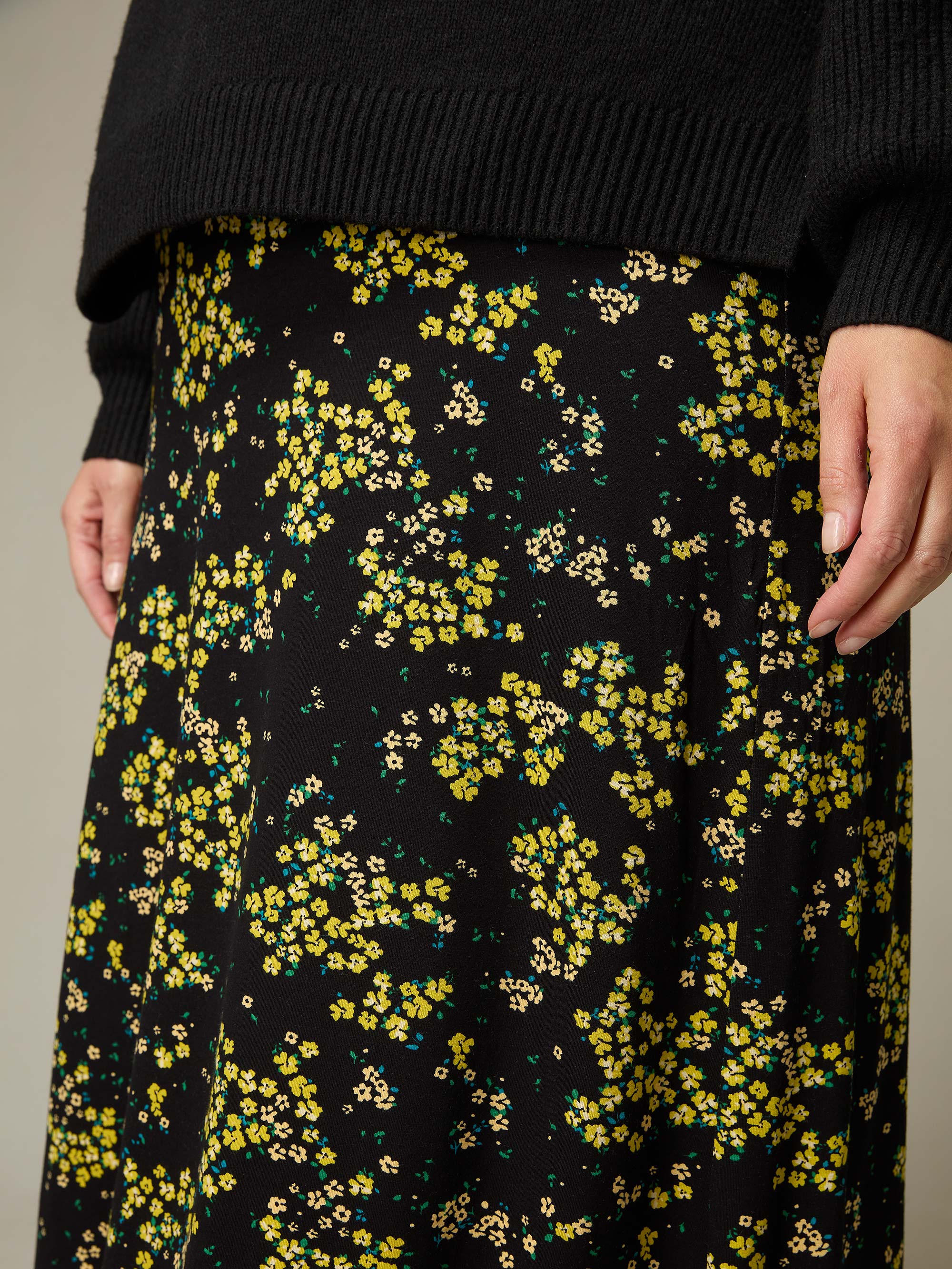 Yellow Ditsy Print Jersey Swing Skirt - Image 5